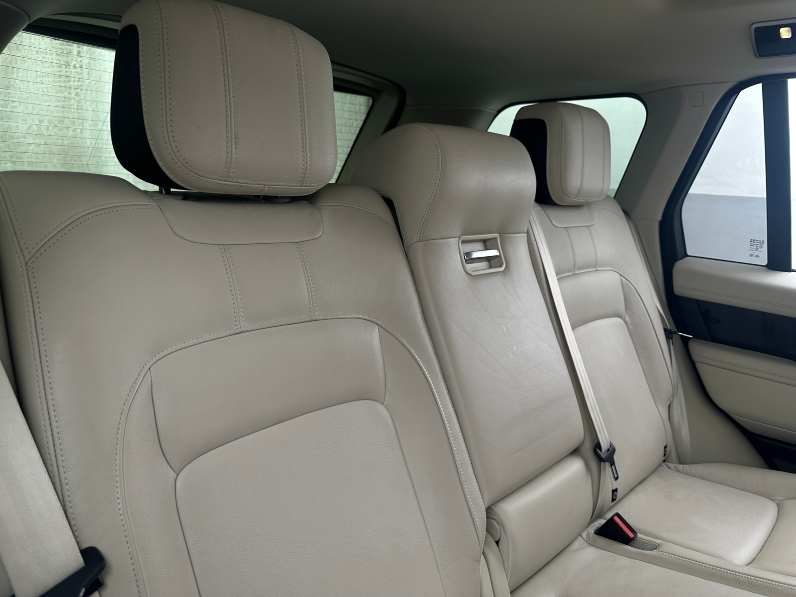 Thumbnail: 2020 Land Rover Range Rover - 4
