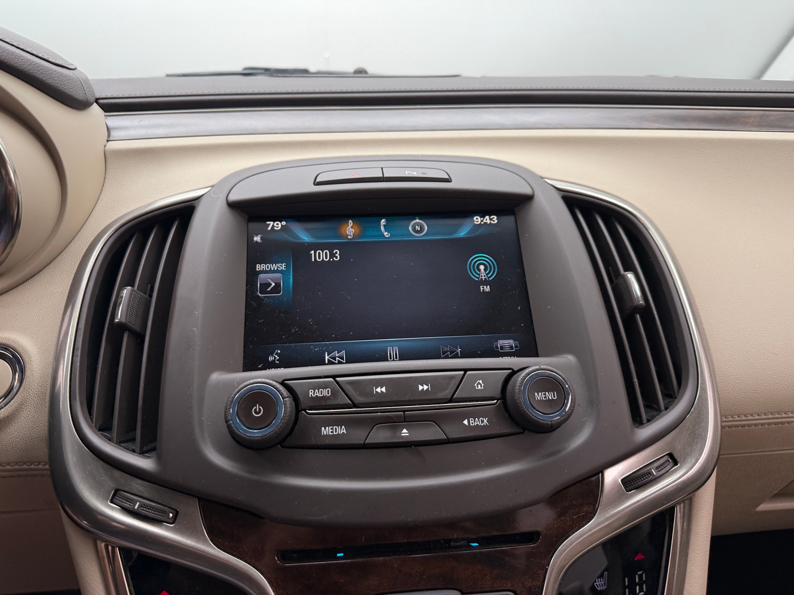 Thumbnail: 2014 Buick LaCrosse - 3