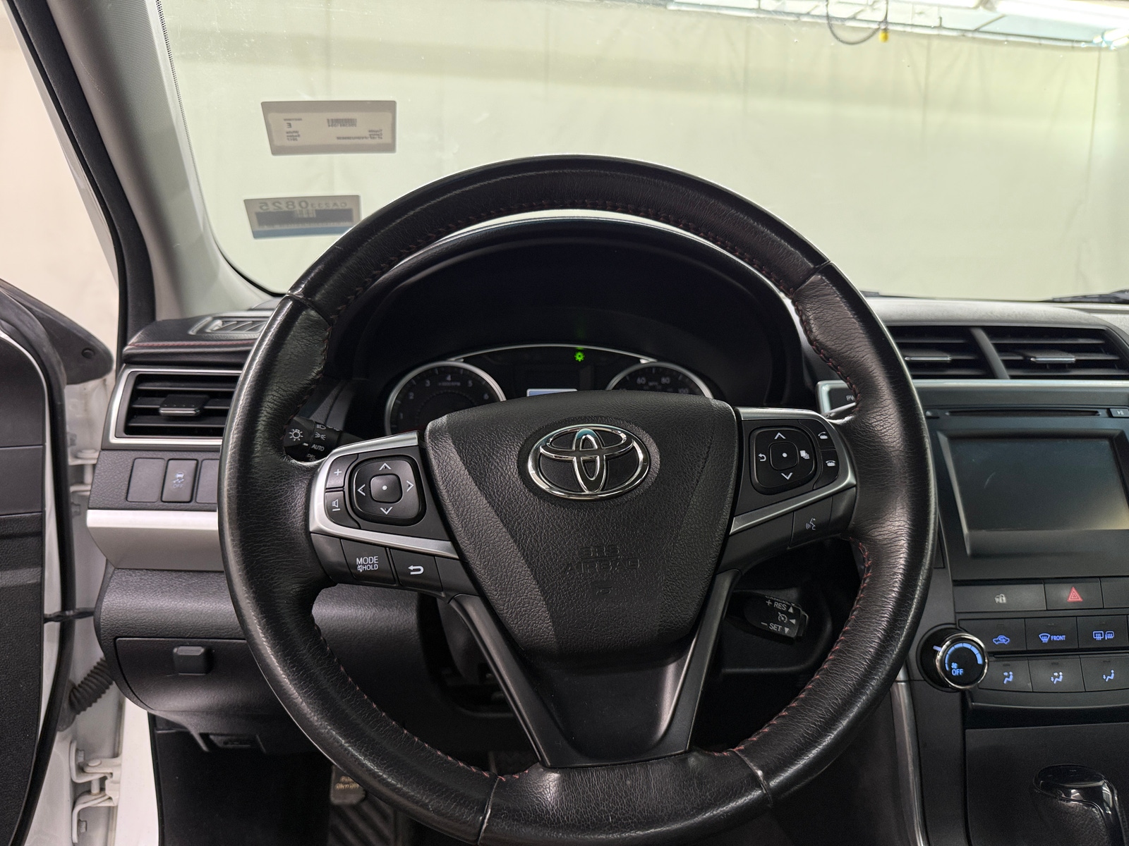 Thumbnail: 2017 Toyota Camry - 5