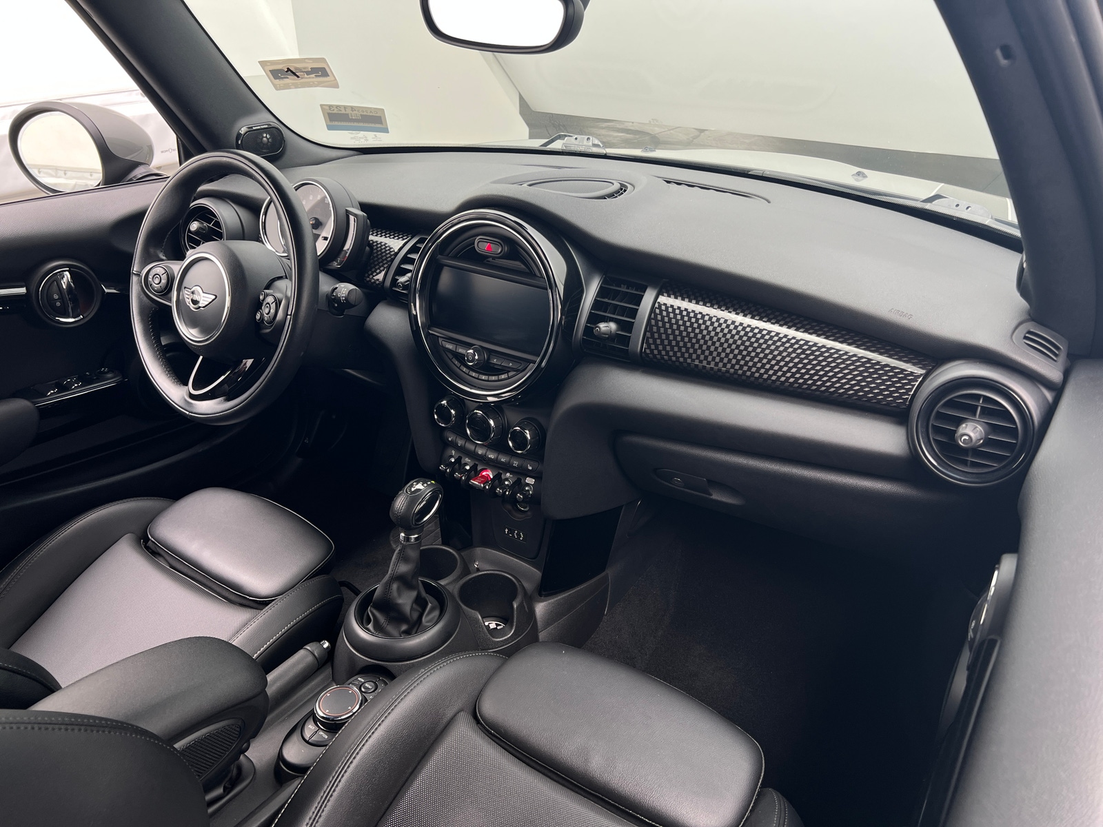 Thumbnail: 2018 MINI Cooper Convertible - 3