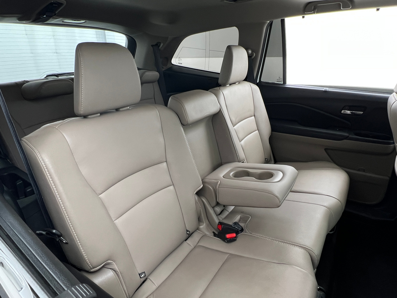 Thumbnail: 2017 Honda Pilot - 5