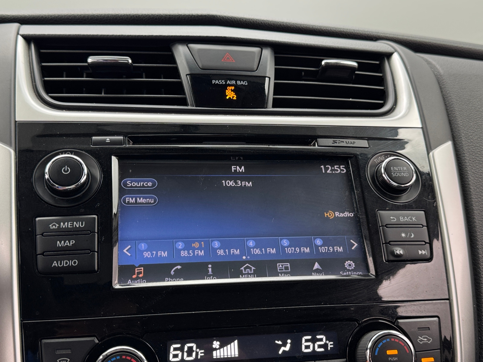 Thumbnail: 2018 Nissan Altima - 4