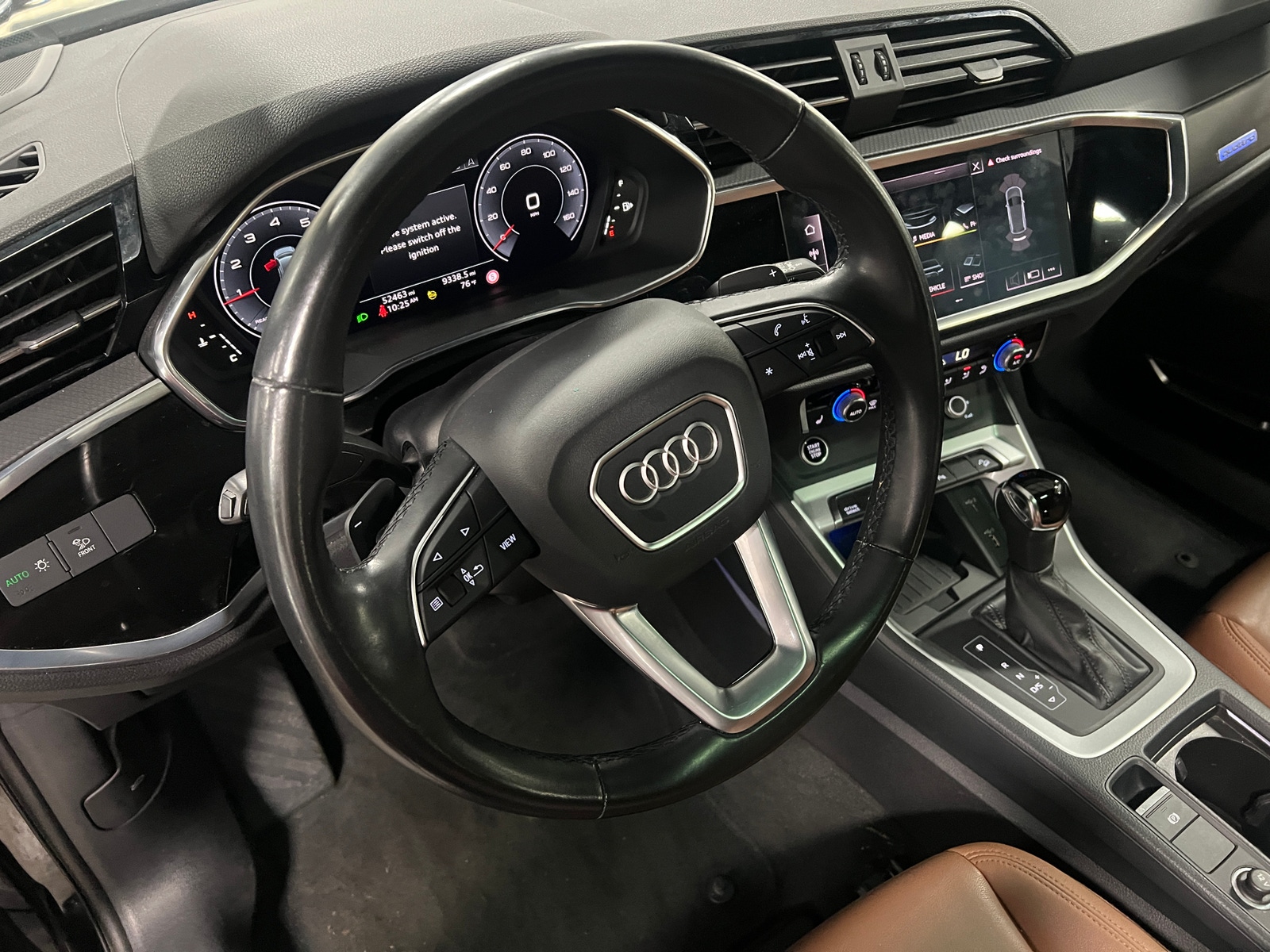 Thumbnail: 2021 Audi Q3 - 4