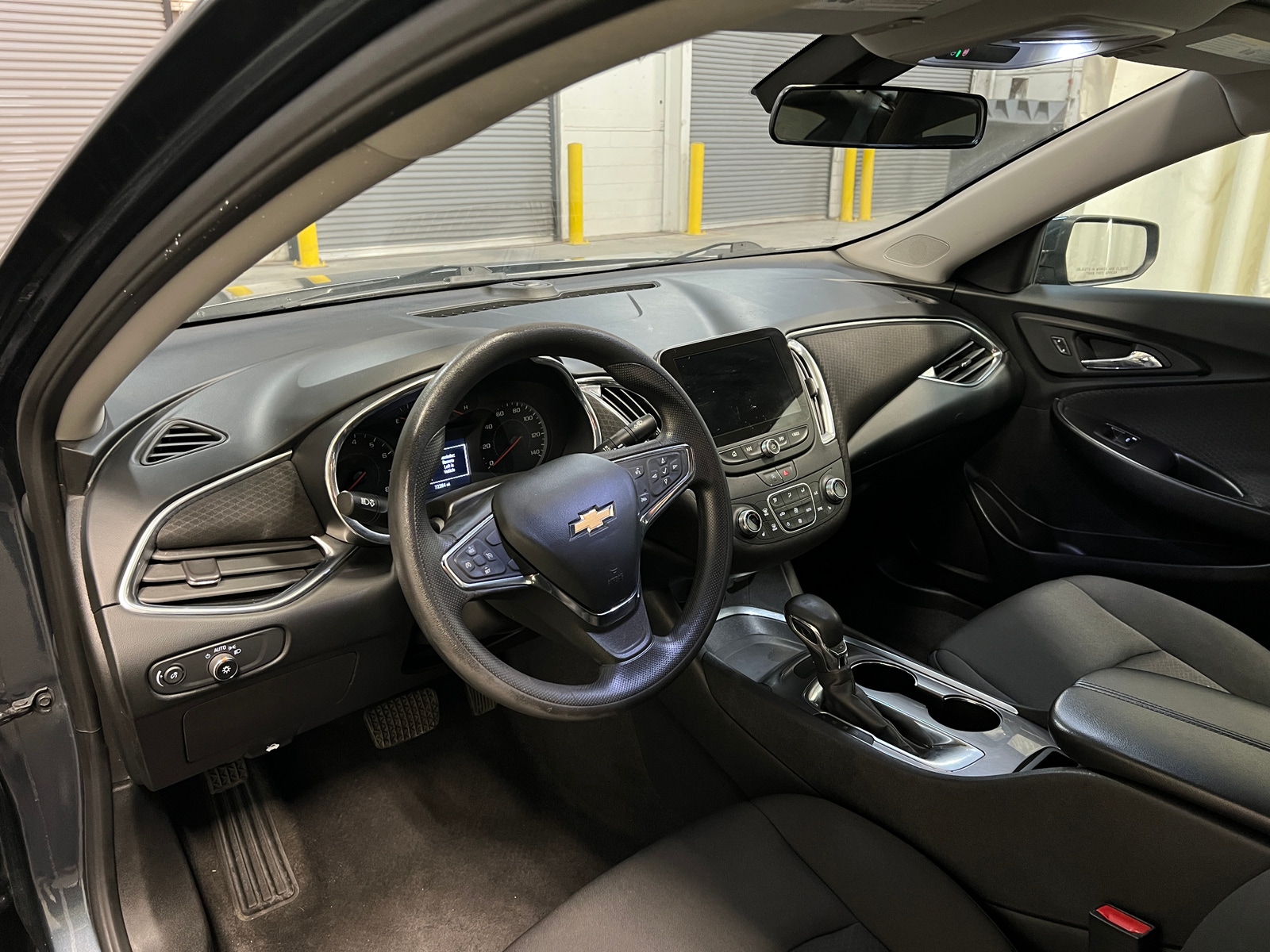 Thumbnail: 2021 Chevrolet Malibu - 3