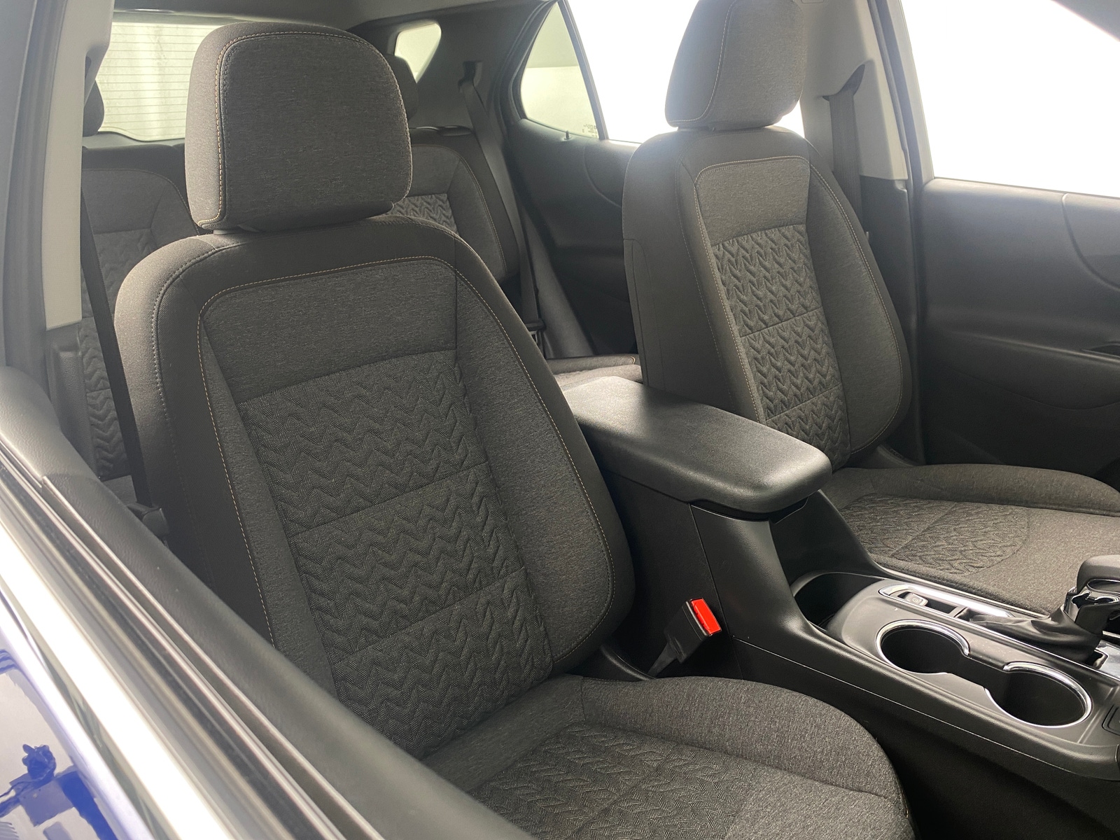 Thumbnail: 2022 Chevrolet Equinox - 2