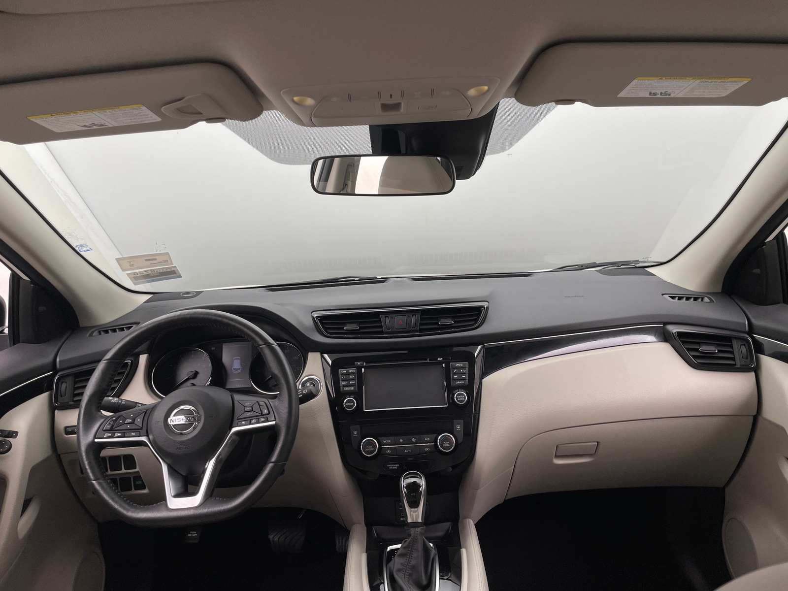 Thumbnail: 2018 Nissan Rogue Sport - 2
