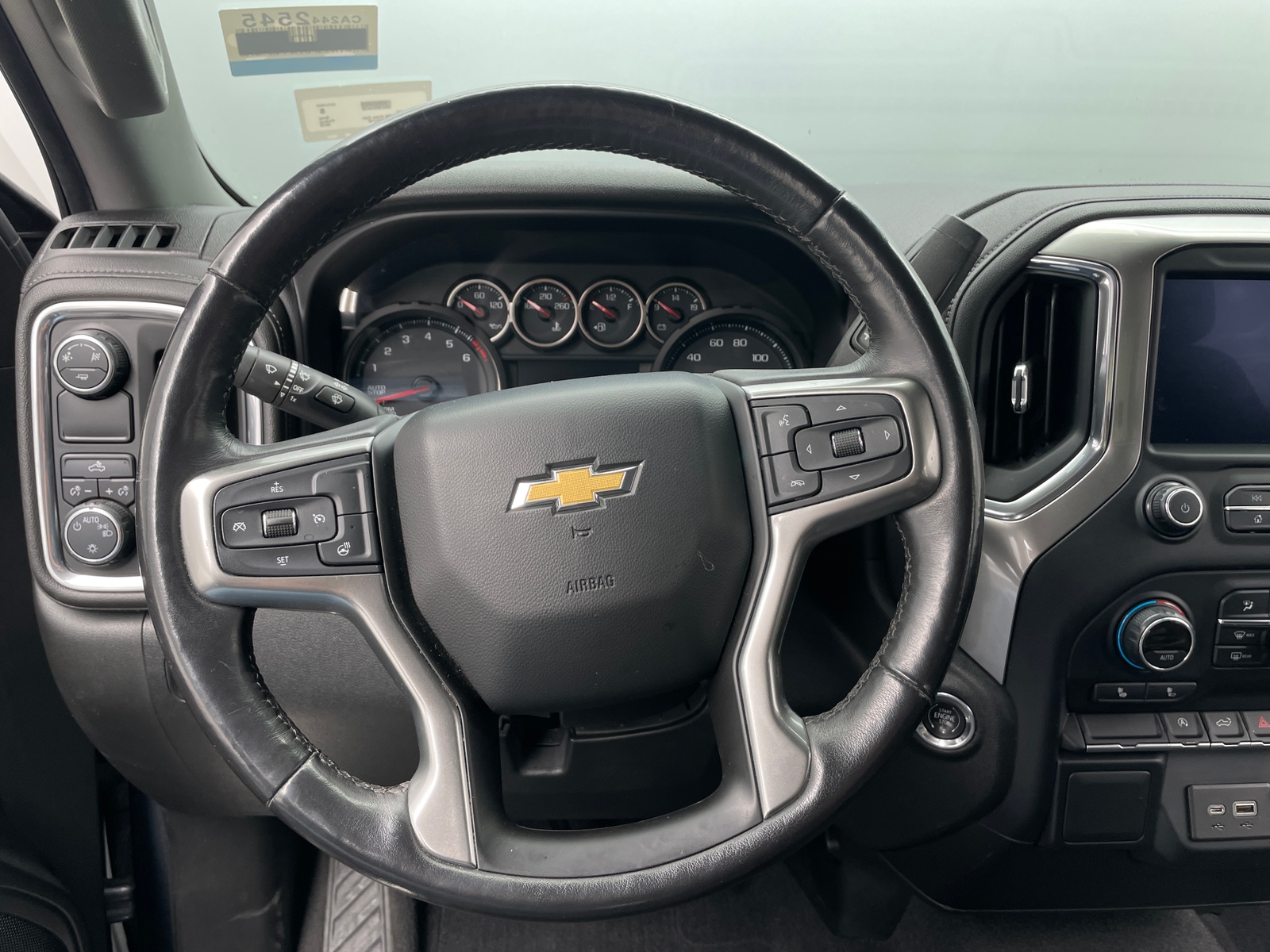 Thumbnail: 2019 Chevrolet Silverado 1500 - 5