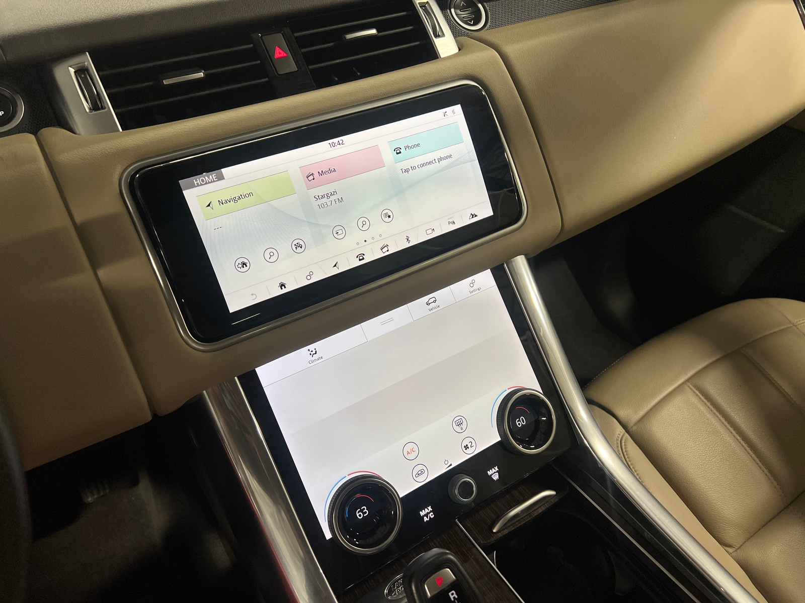 Thumbnail: 2019 Land Rover Range Rover Sport - 3