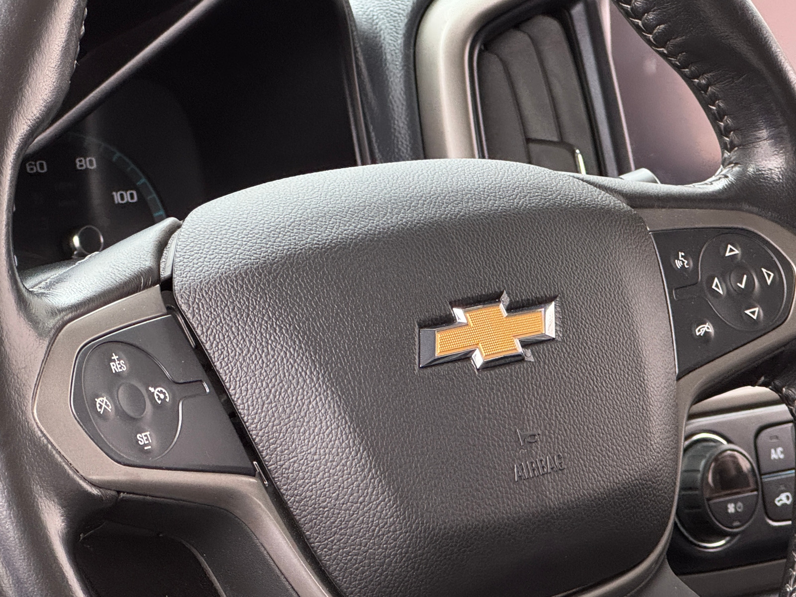 Thumbnail: 2016 Chevrolet Colorado - 4