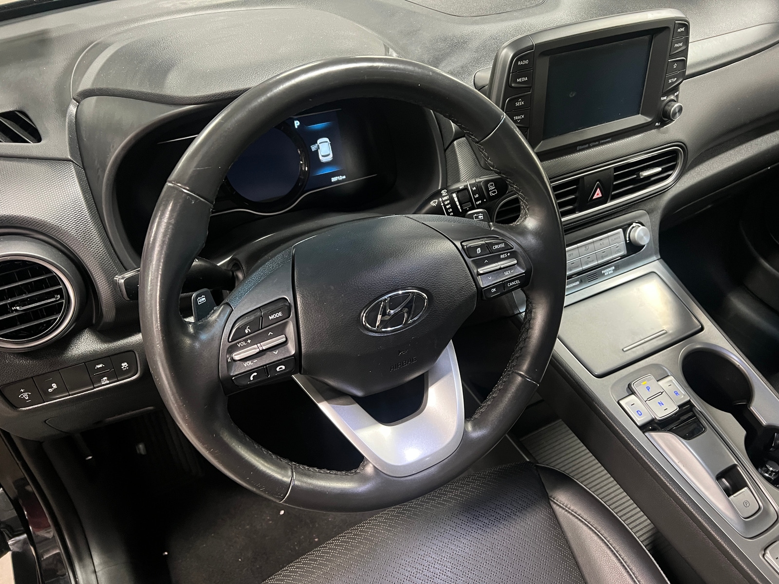 Thumbnail: 2021 Hyundai Kona - 4