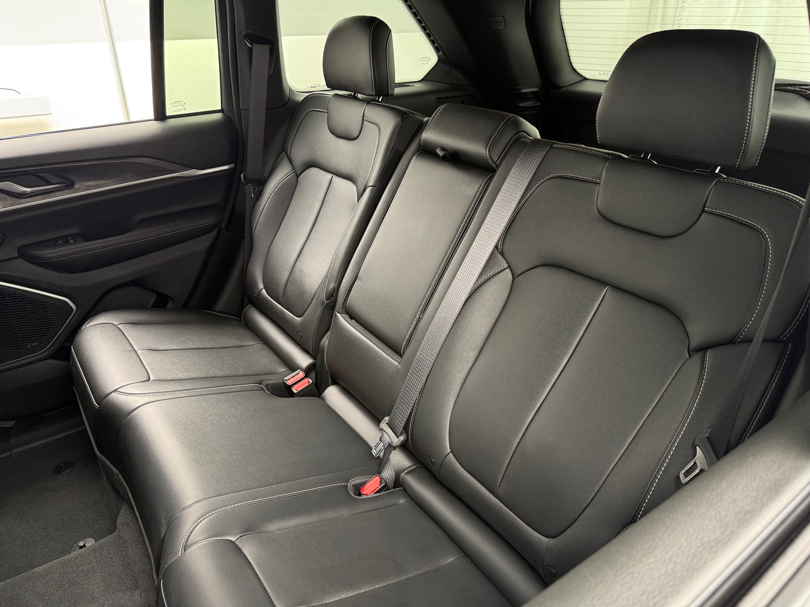 Thumbnail: 2024 Jeep Grand Cherokee - 5
