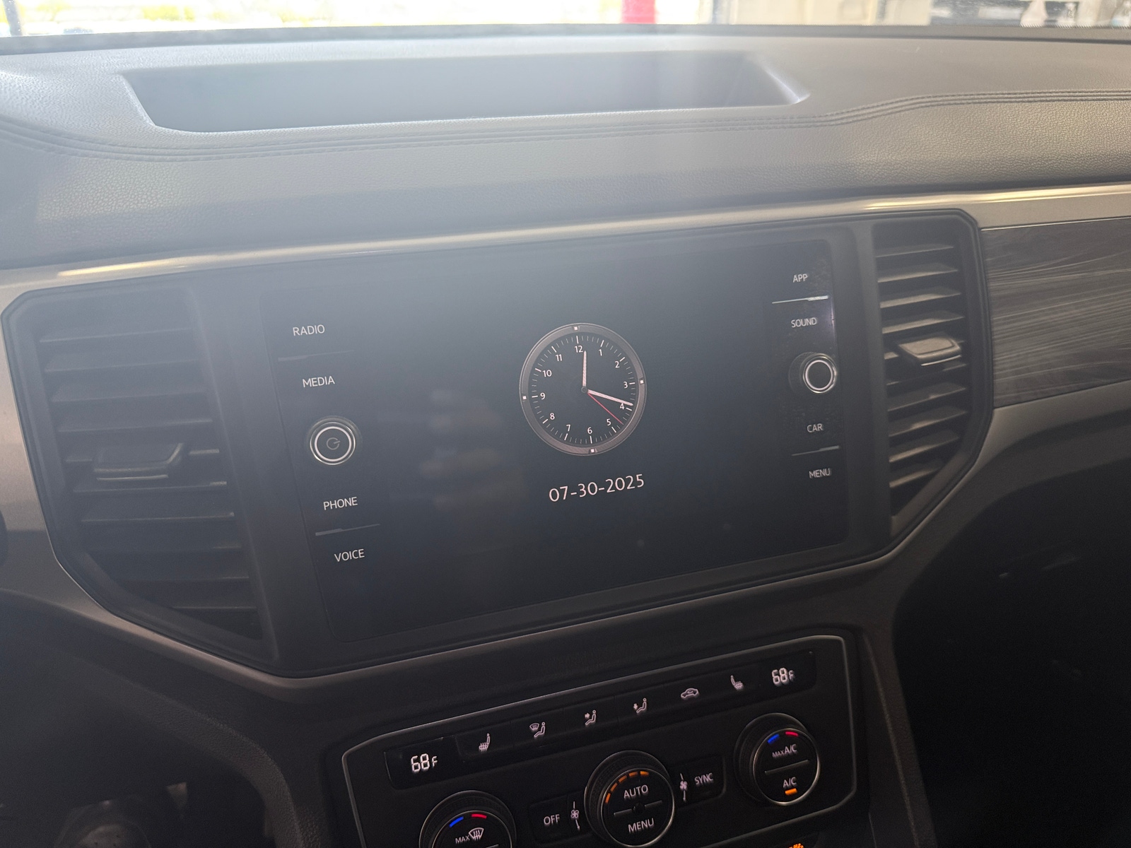 Thumbnail: 2020 Volkswagen Atlas - 4
