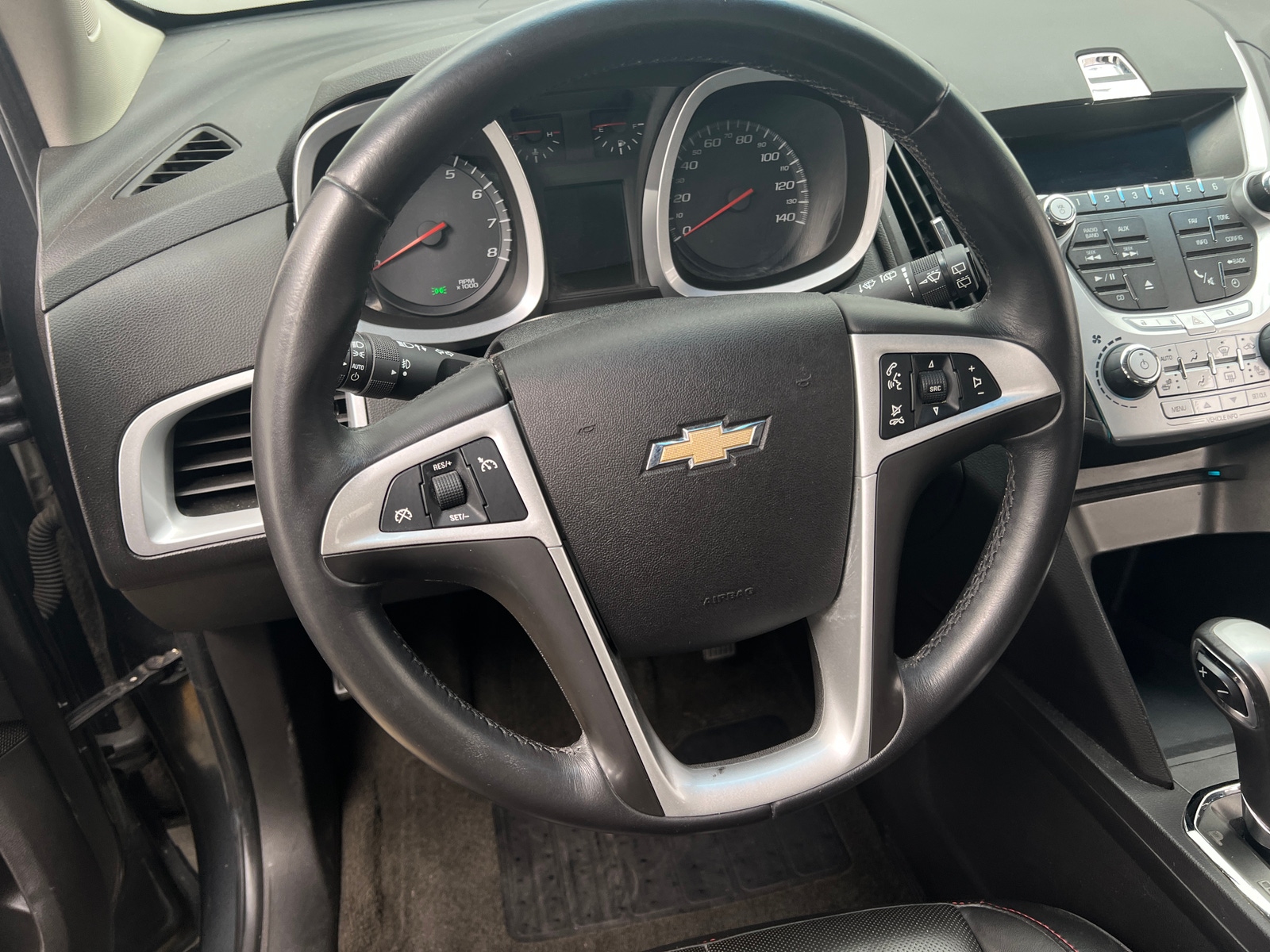 Thumbnail: 2010 Chevrolet Equinox - 4