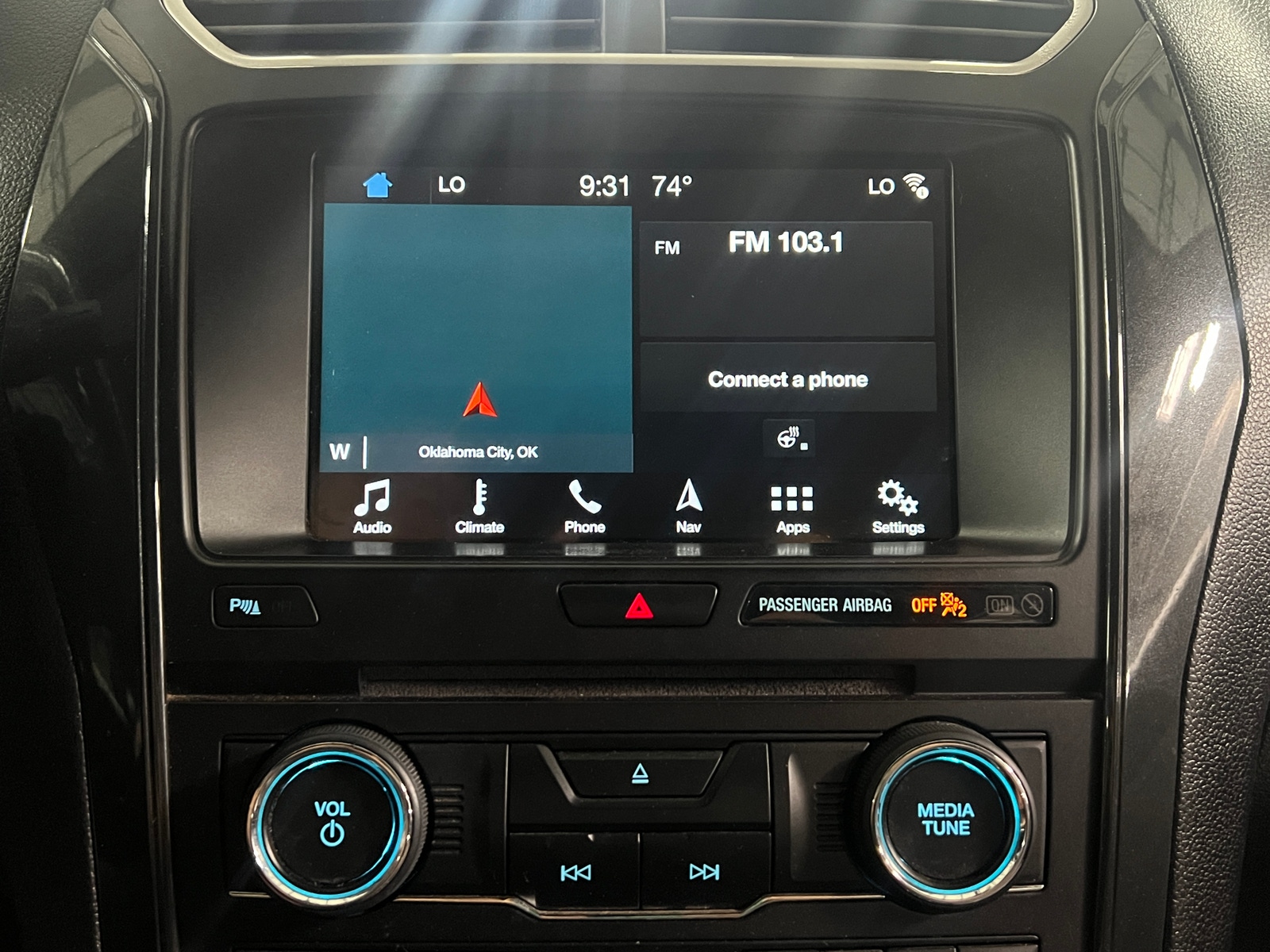 Thumbnail: 2017 Ford Explorer - 4