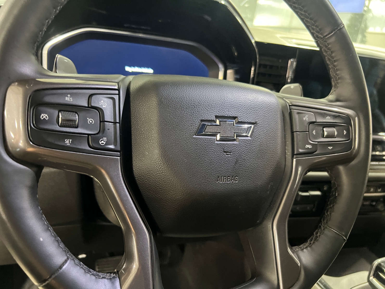 Thumbnail: 2024 Chevrolet Silverado 1500 - 4