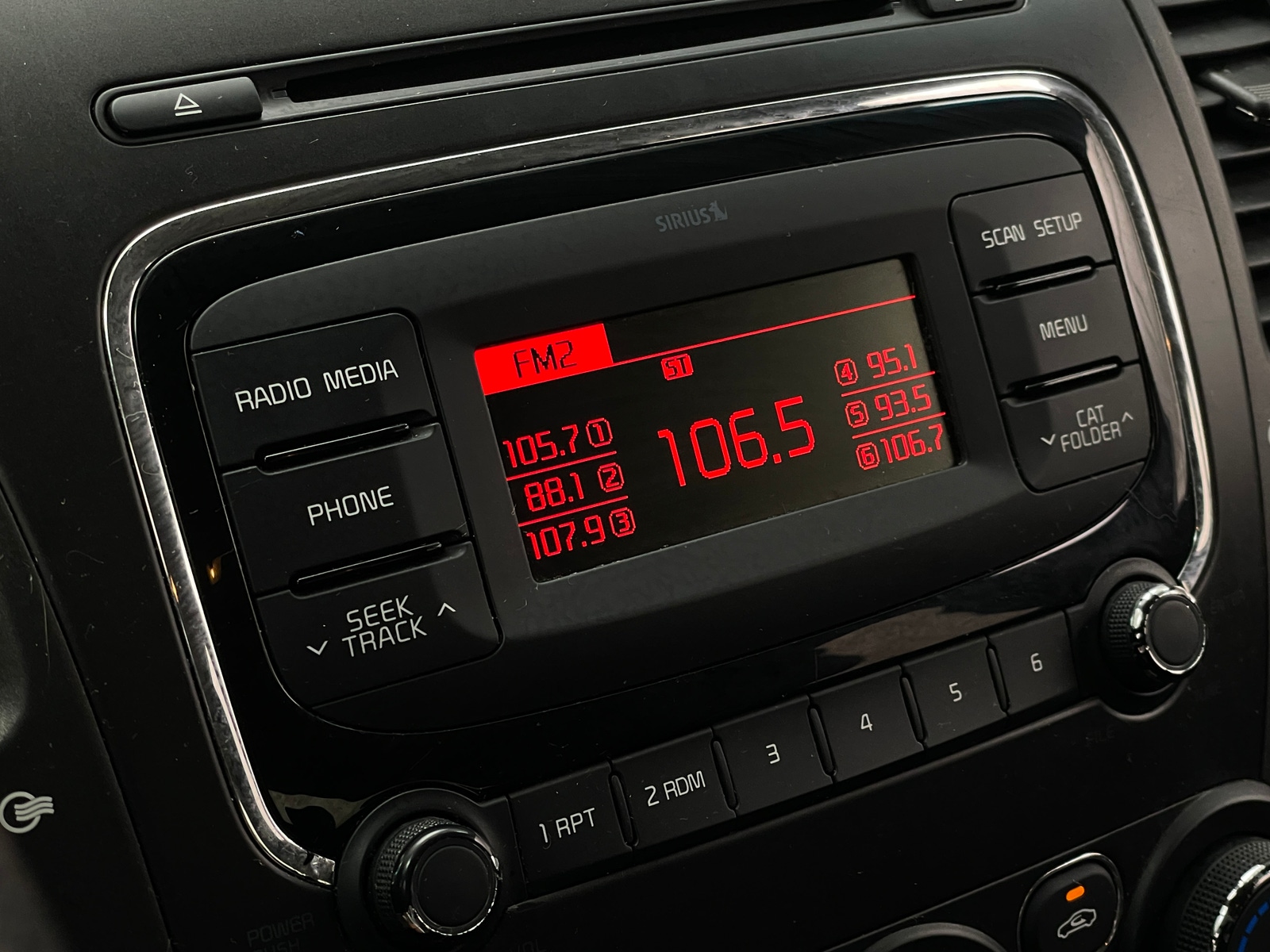 Thumbnail: 2018 Kia Forte - 4