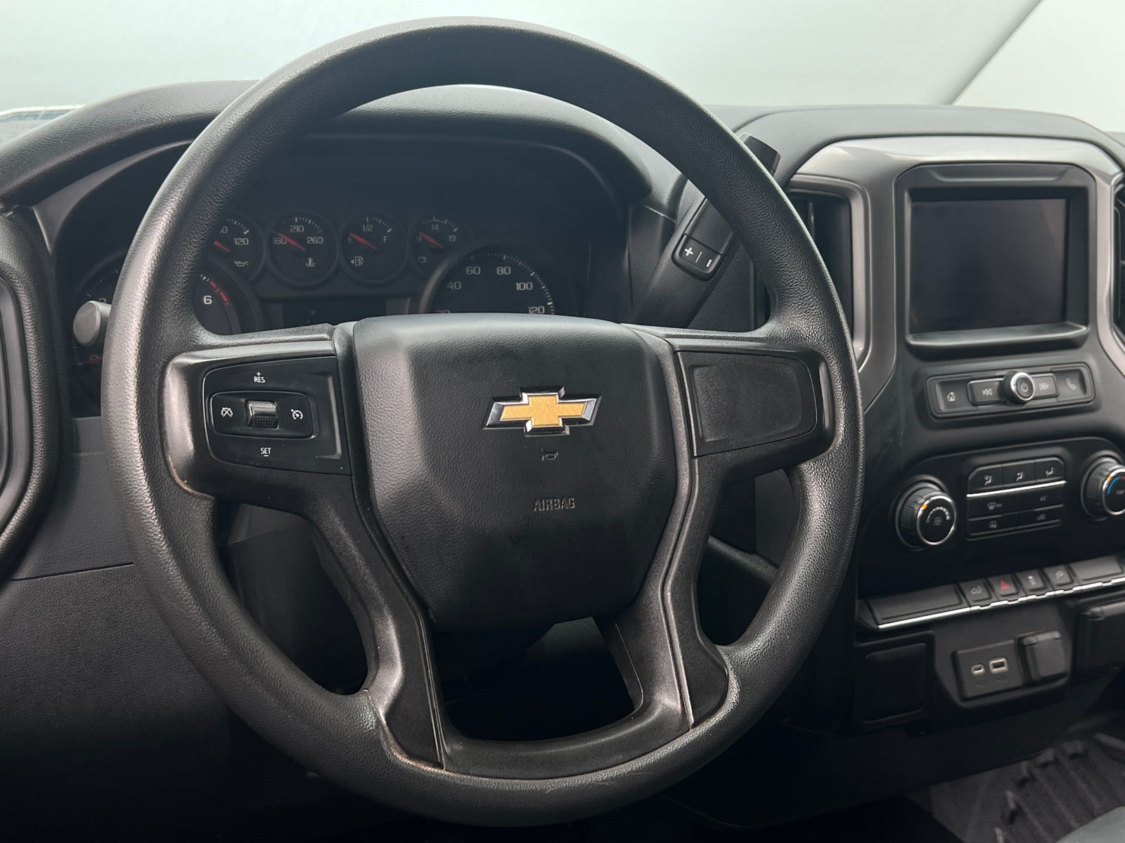 Thumbnail: 2021 Chevrolet Silverado 1500 - 5