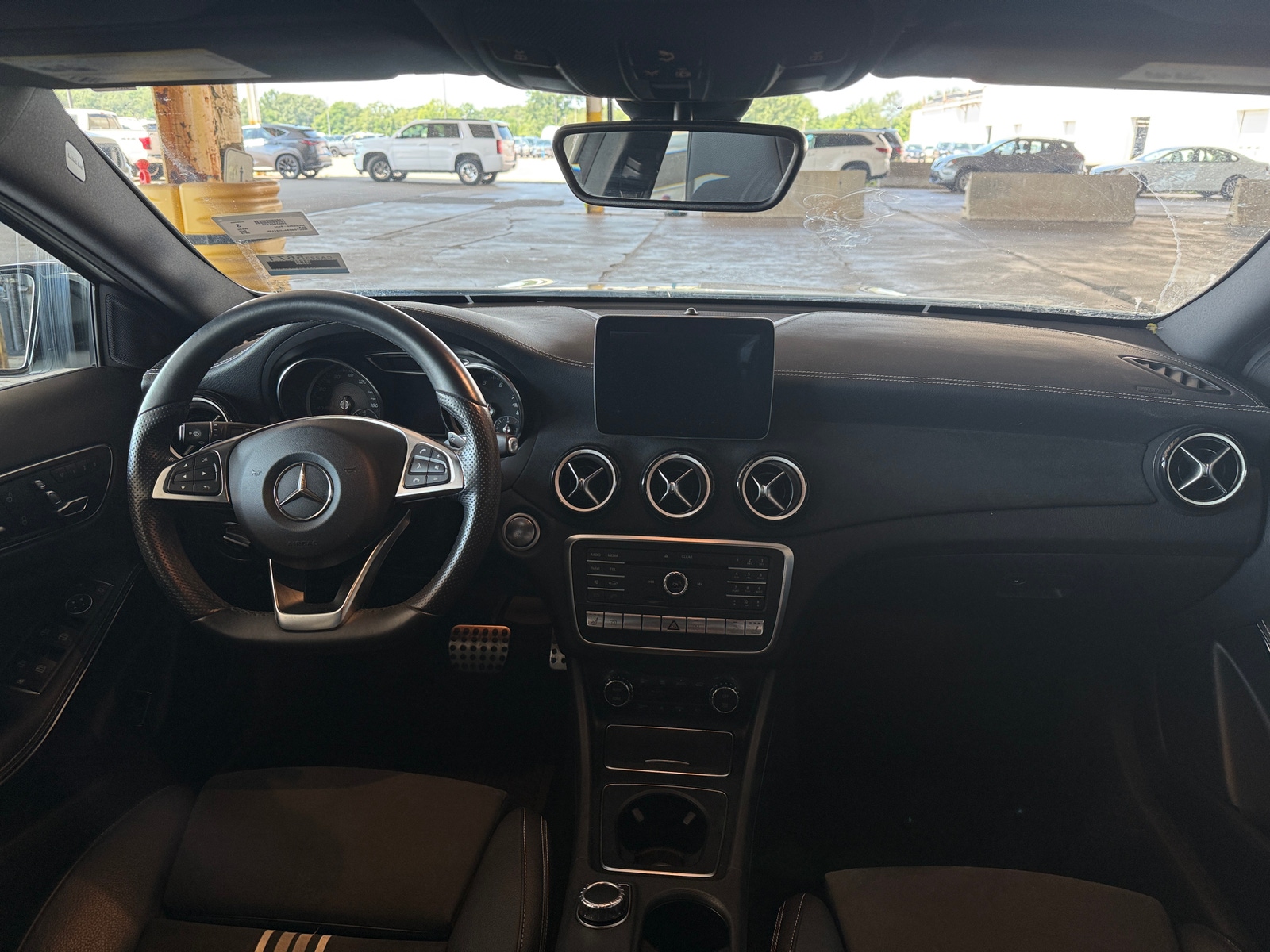 Thumbnail: 2018 Mercedes-Benz GLA - 2
