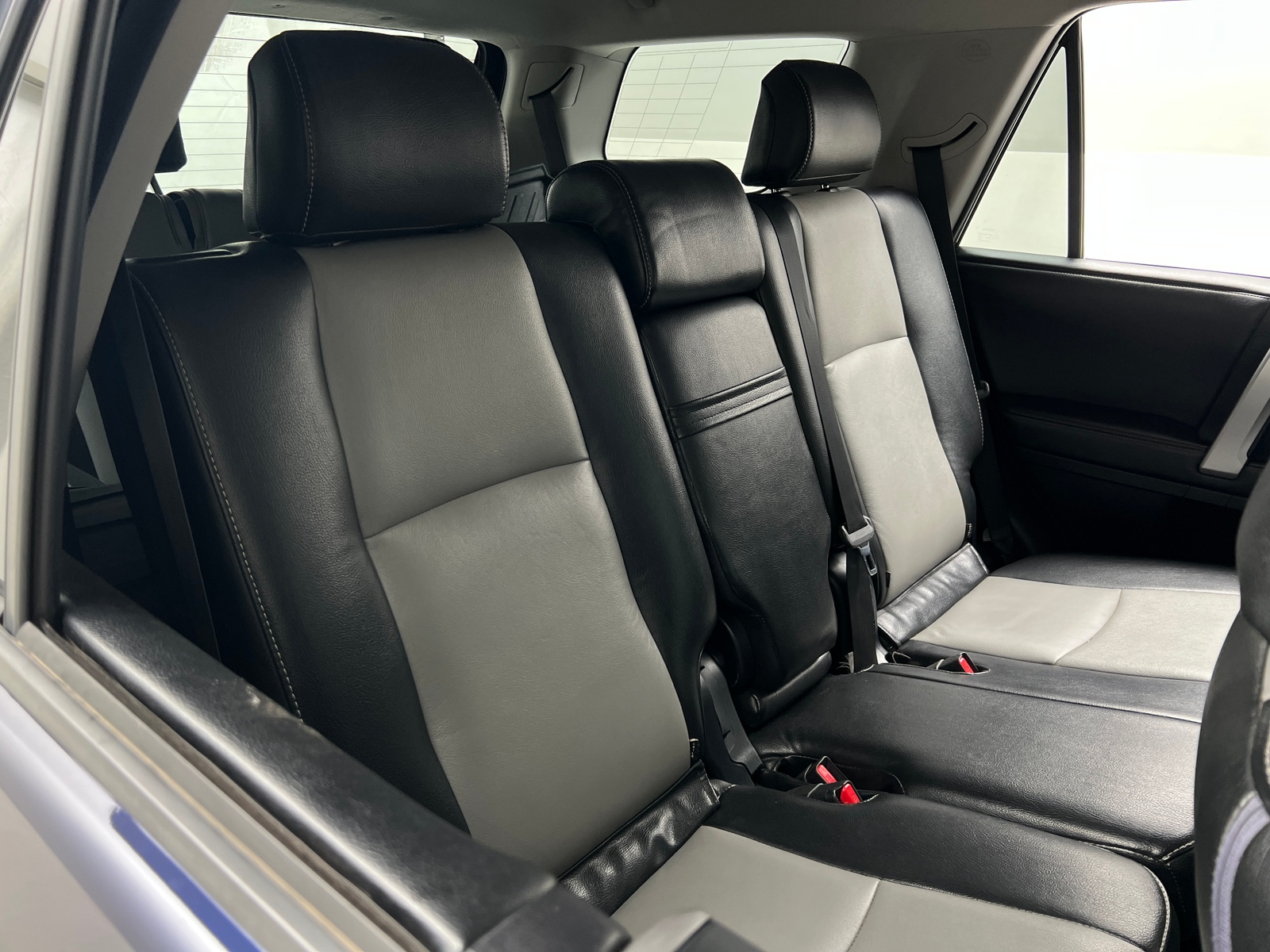 Thumbnail: 2014 Toyota 4Runner - 6