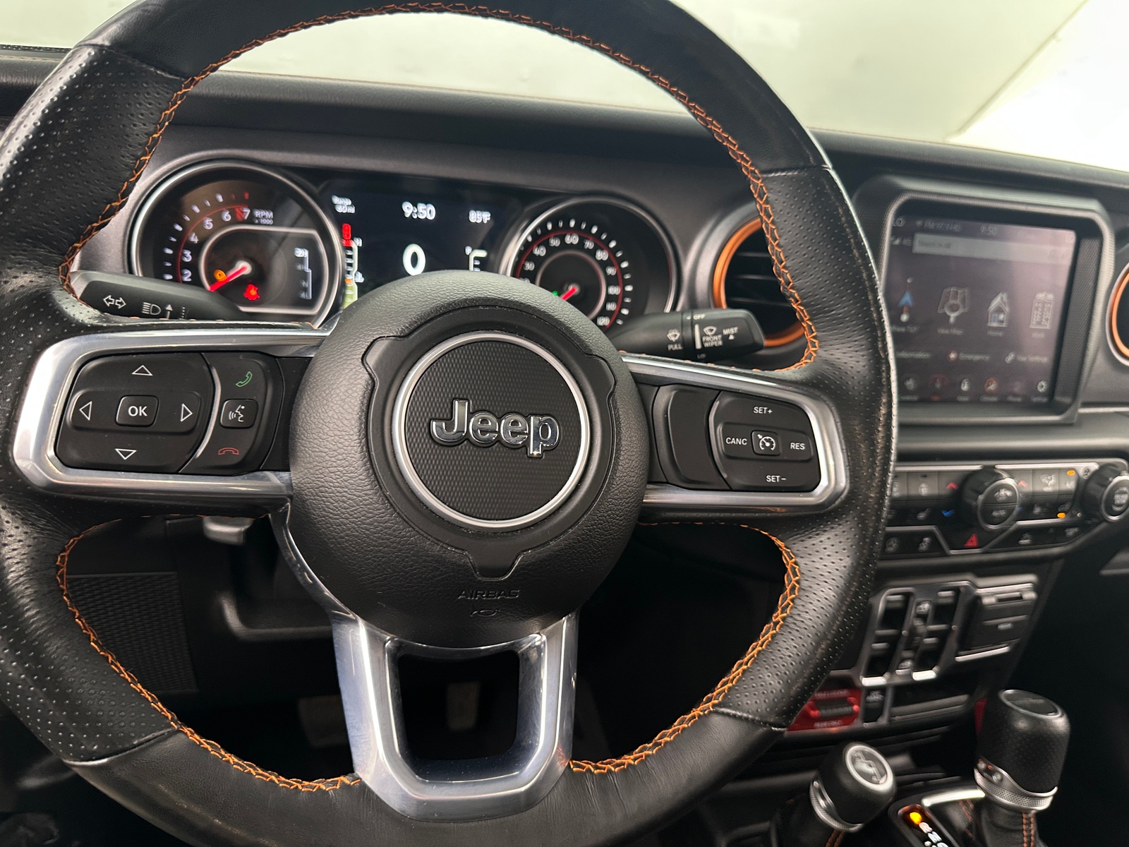 Thumbnail: 2021 Jeep Gladiator - 4