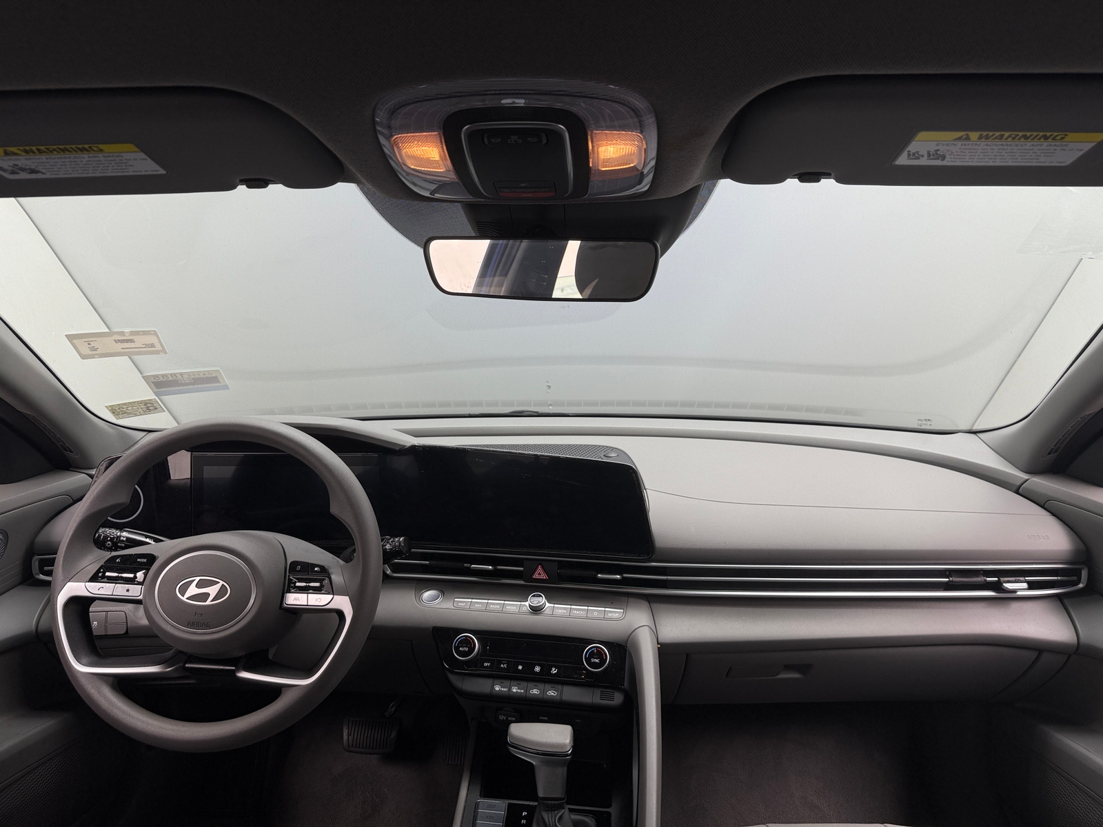 Thumbnail: 2024 Hyundai Elantra - 3