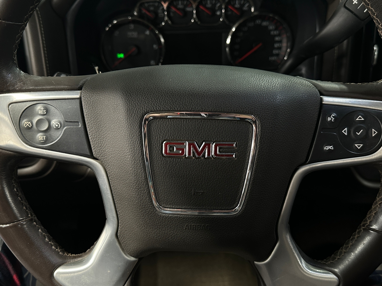 Thumbnail: 2015 GMC Sierra 1500 - 5