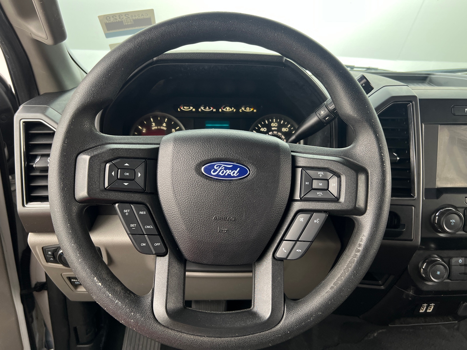 Thumbnail: 2019 Ford Econoline - 5