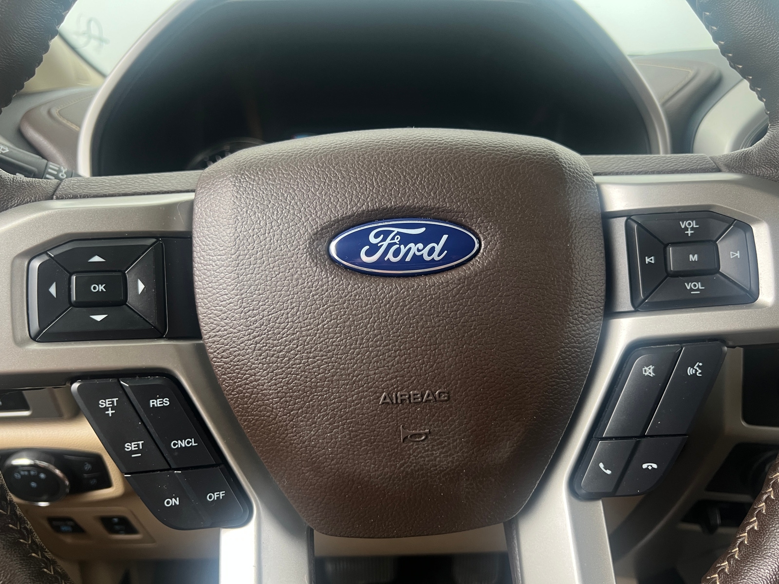 Thumbnail: 2020 Ford Econoline - 4