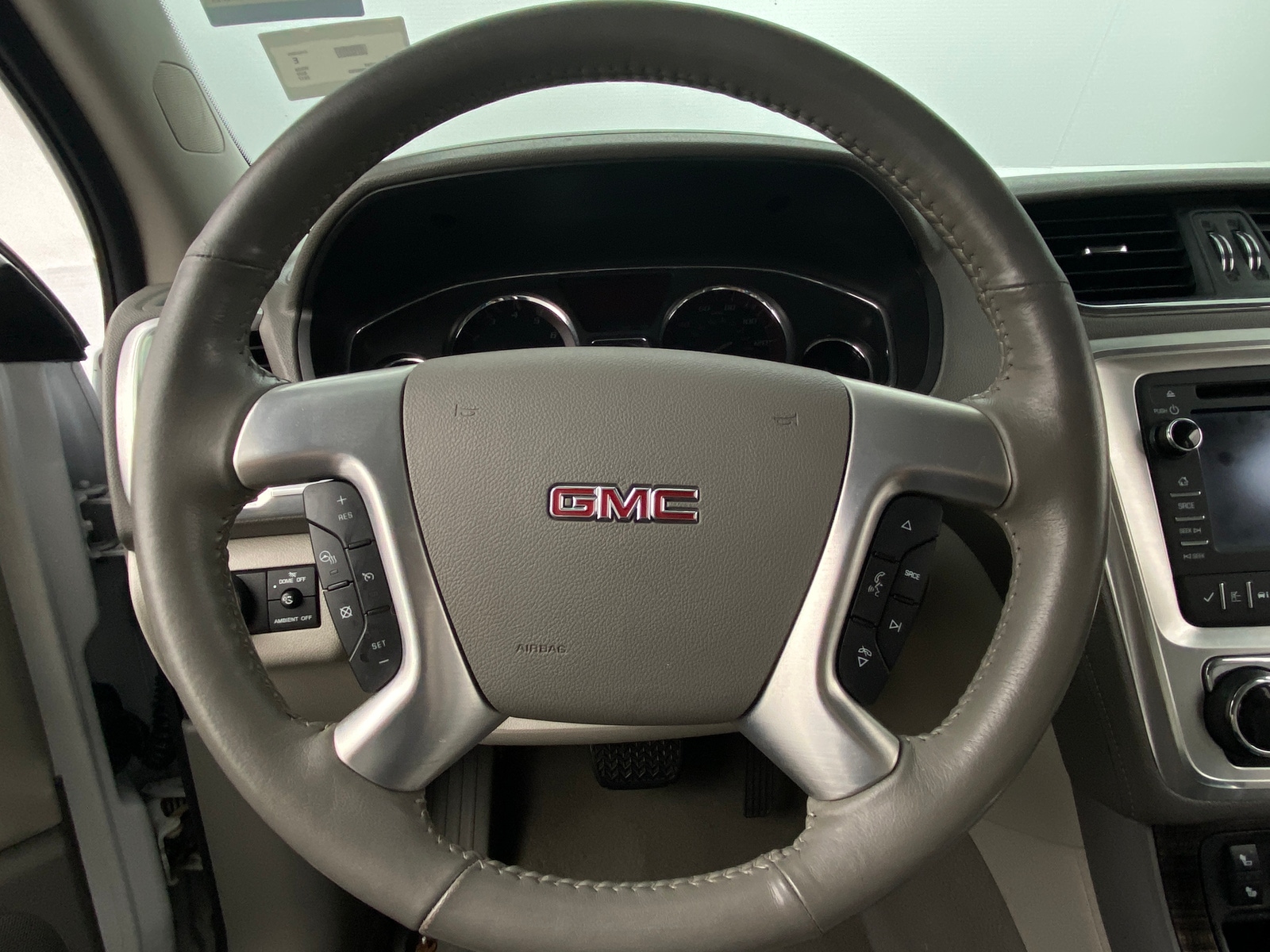 Thumbnail: 2017 GMC Acadia - 4
