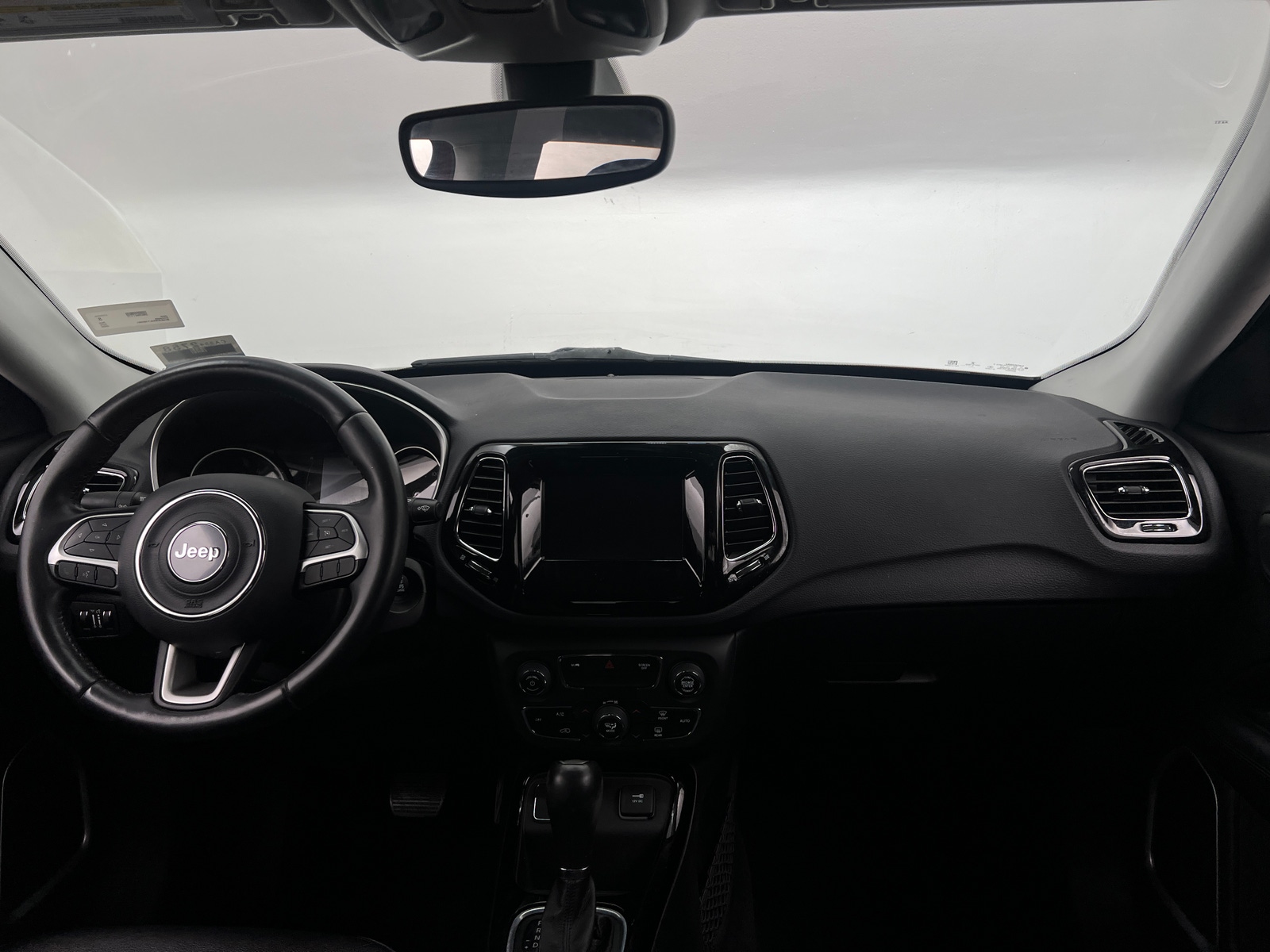 Thumbnail: 2020 Jeep Compass - 3