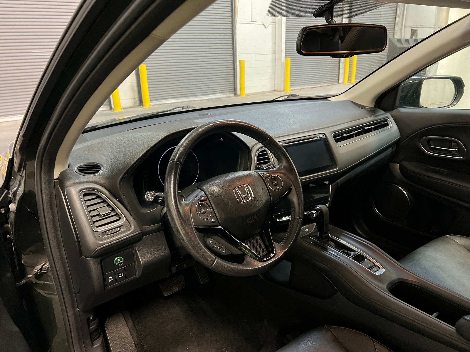 Thumbnail: 2017 Honda HR-V - 2
