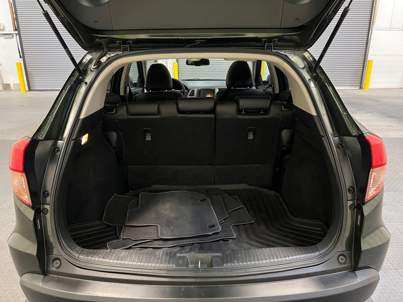 Thumbnail: 2017 Honda HR-V - 6