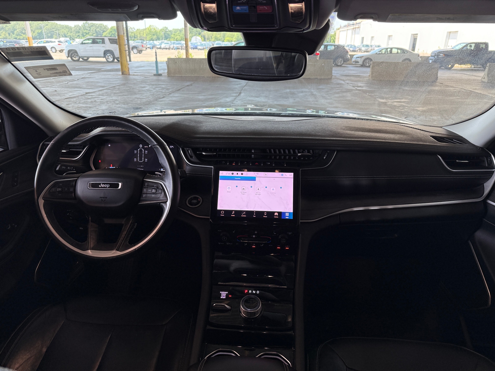 Thumbnail: 2022 Jeep Grand Cherokee L - 2