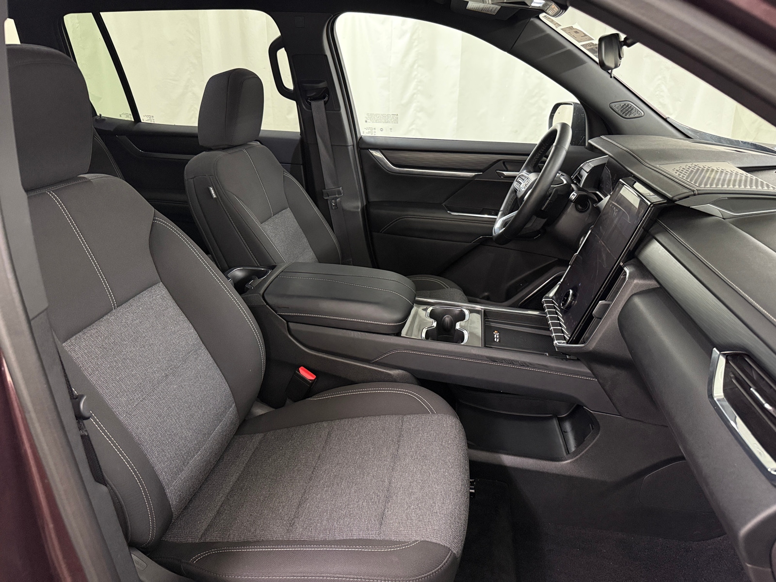 Thumbnail: 2025 GMC Acadia - 2