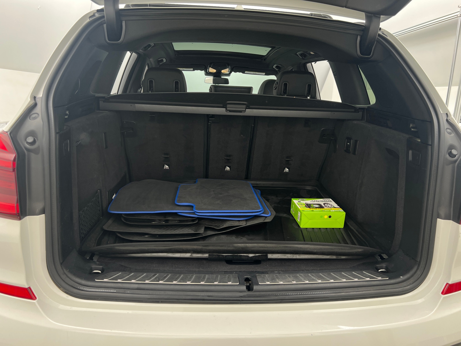 Thumbnail: 2019 BMW X3 - 6