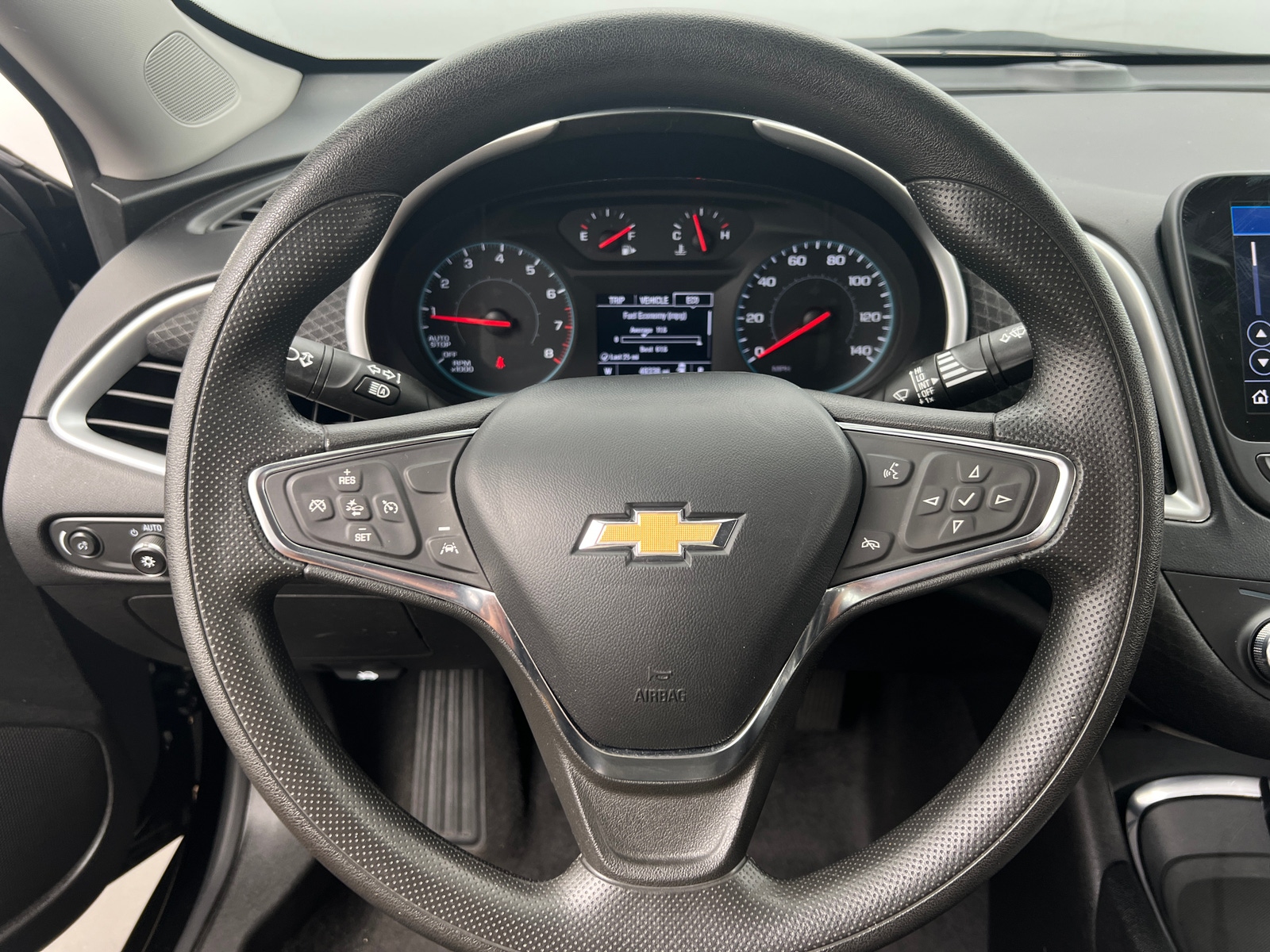 Thumbnail: 2023 Chevrolet Malibu - 5