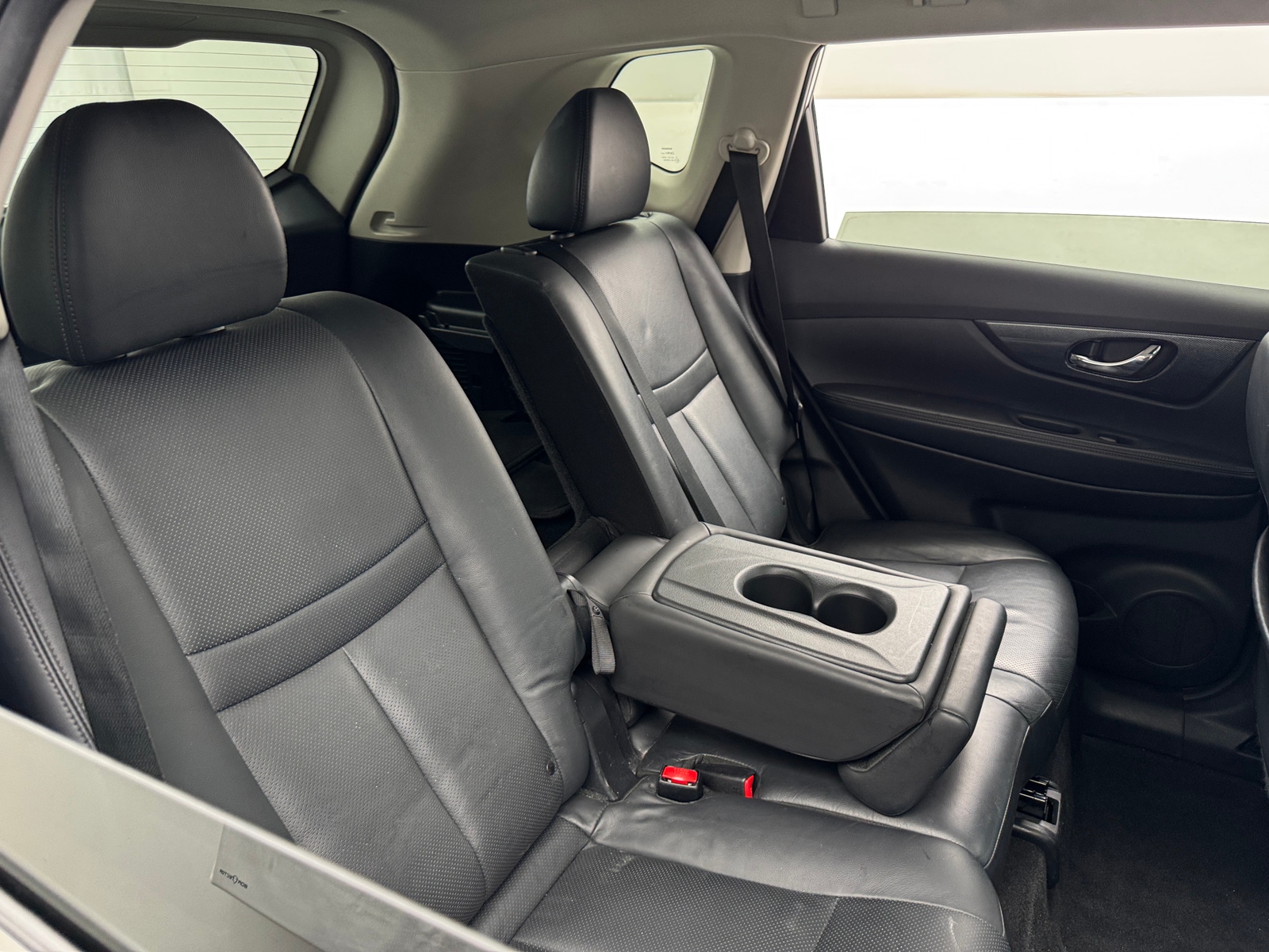 Thumbnail: 2015 Nissan Rogue - 6