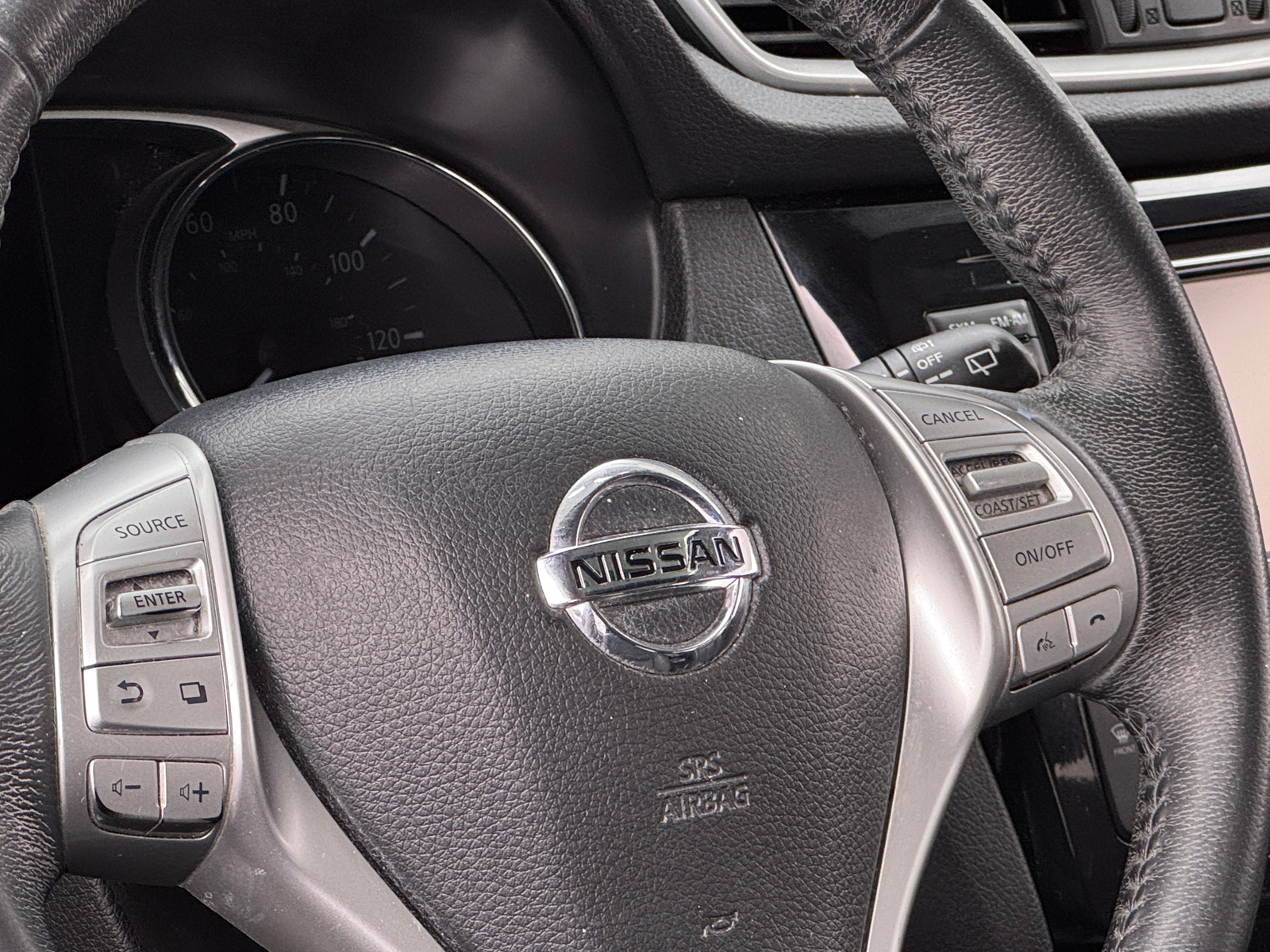 Thumbnail: 2015 Nissan Rogue - 5