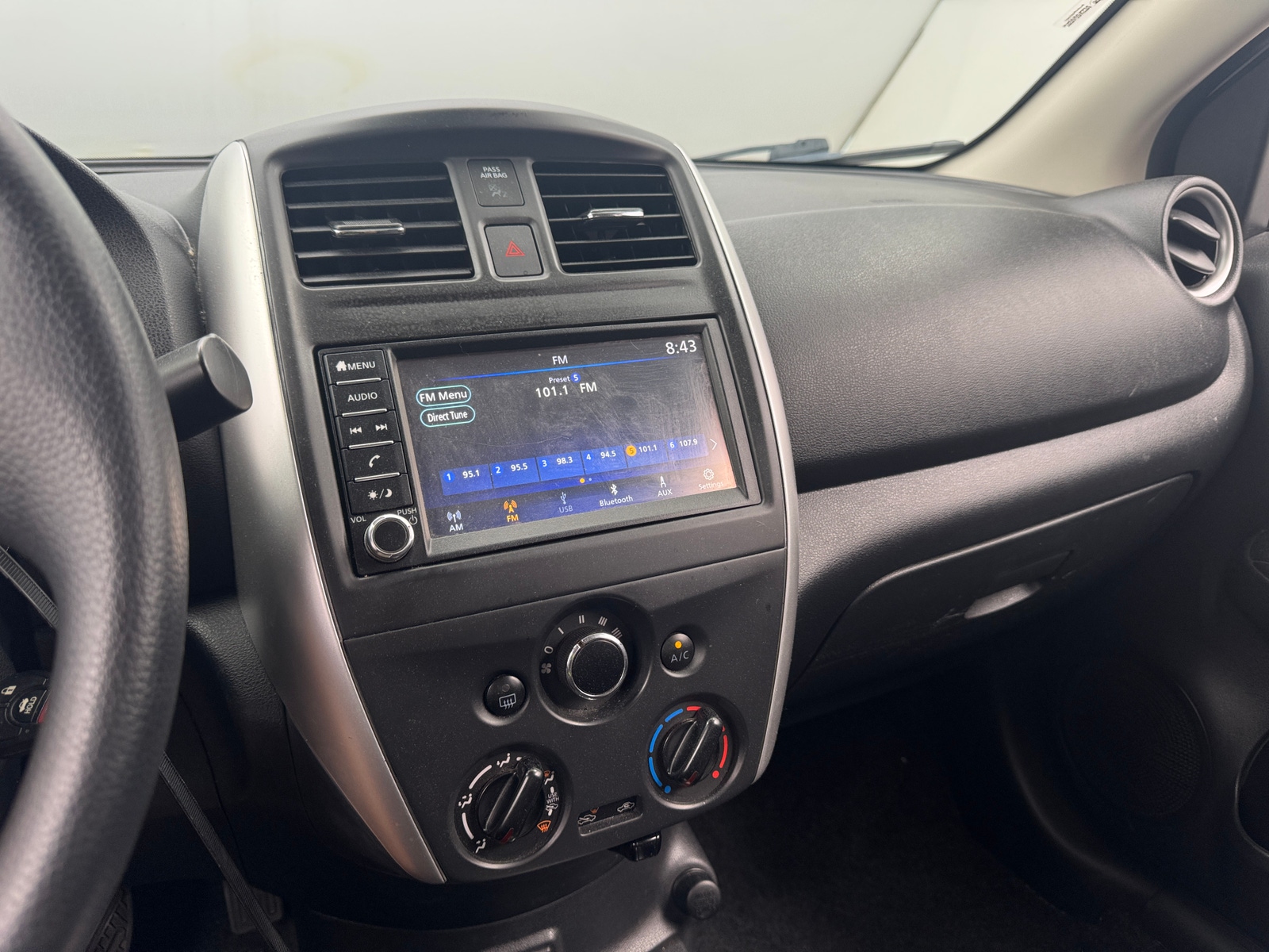 Thumbnail: 2019 Nissan Versa - 4