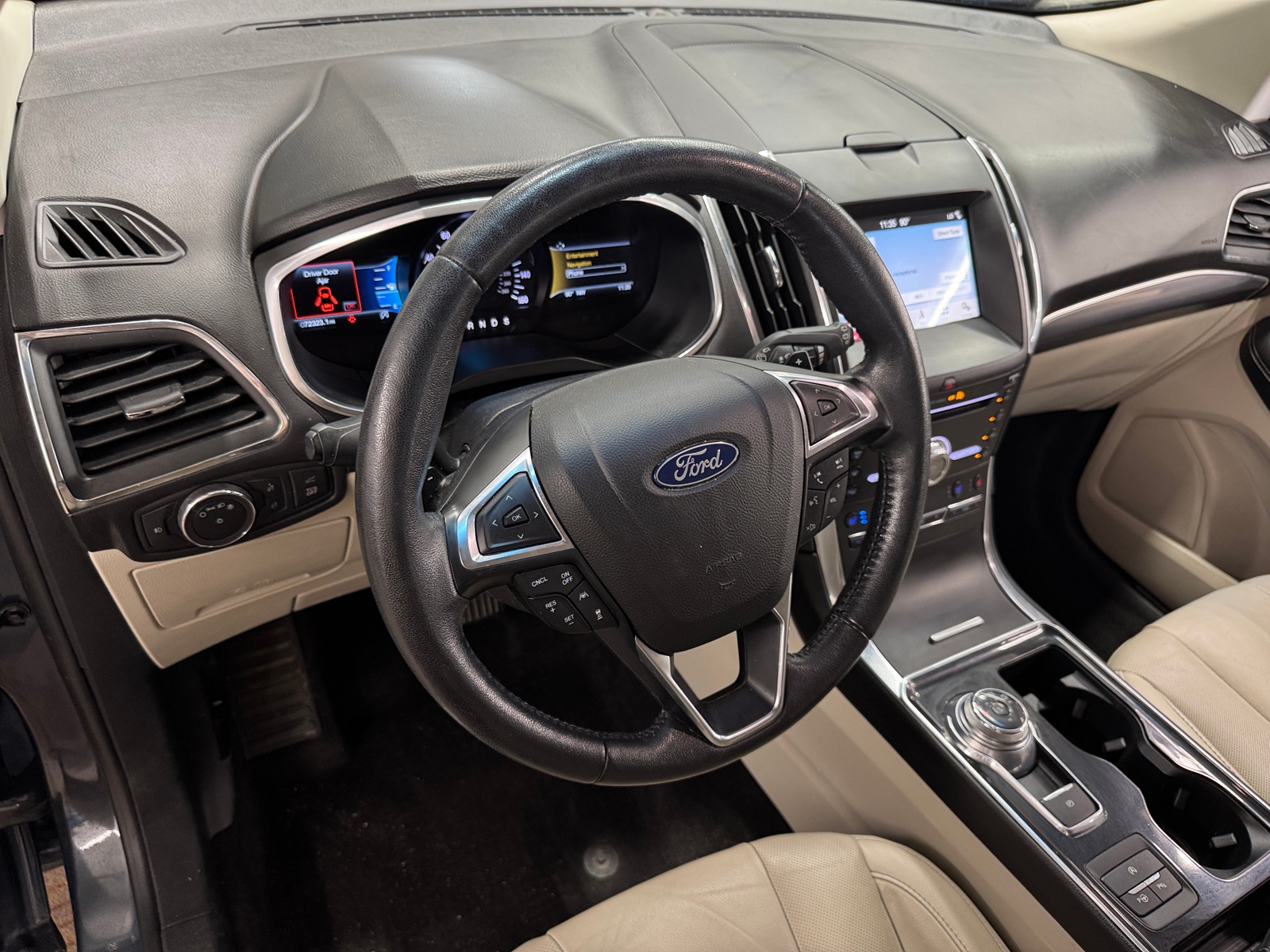 Thumbnail: 2019 Ford Edge - 2