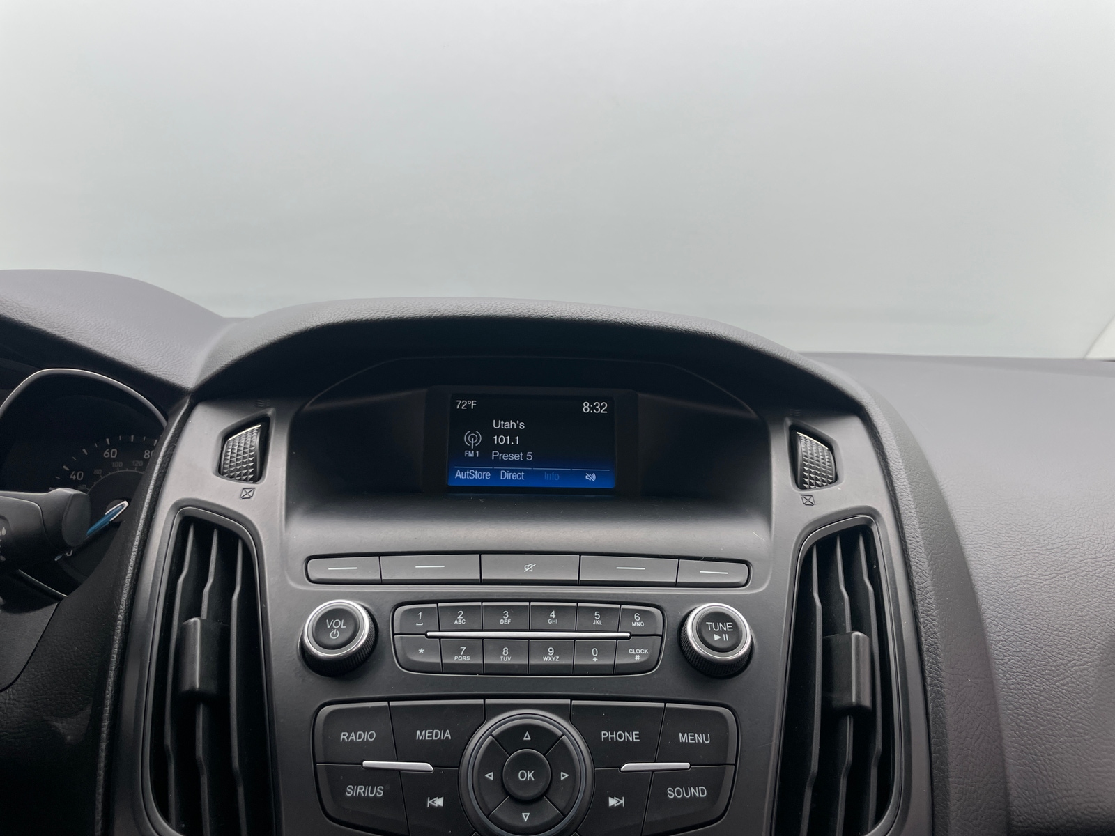 Thumbnail: 2018 Ford Focus - 4