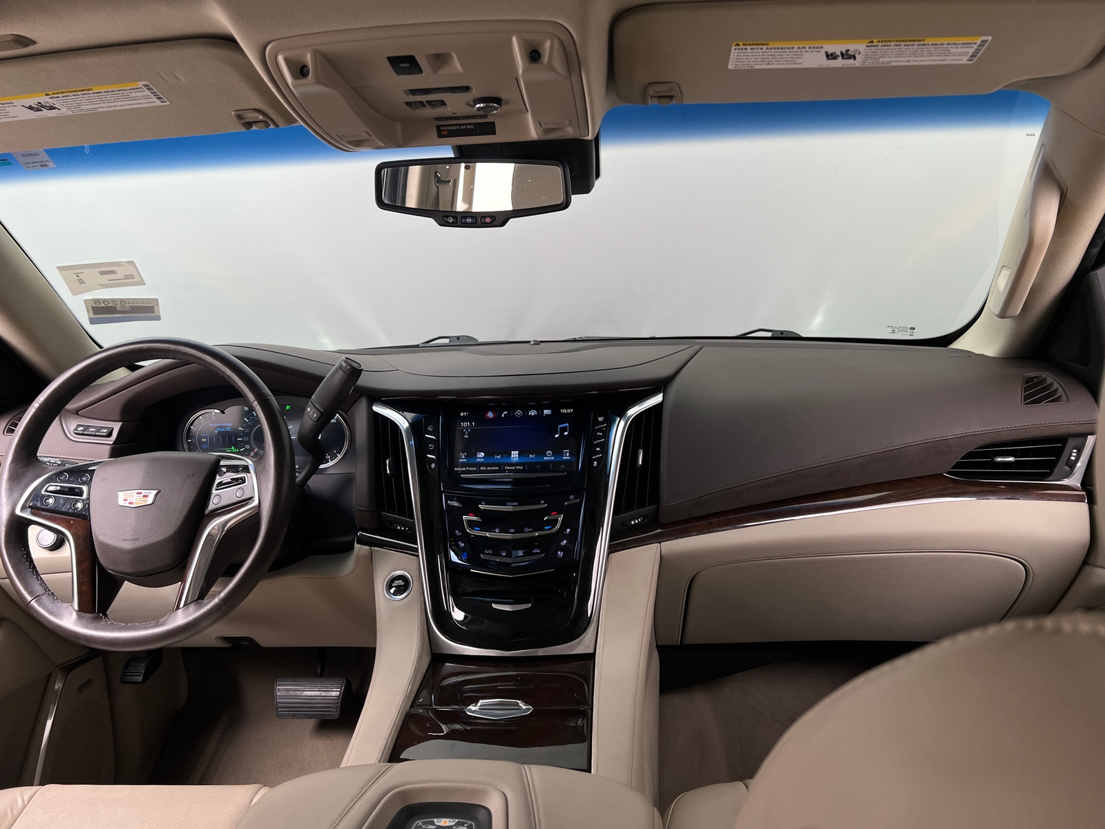 Thumbnail: 2016 Cadillac Escalade - 2