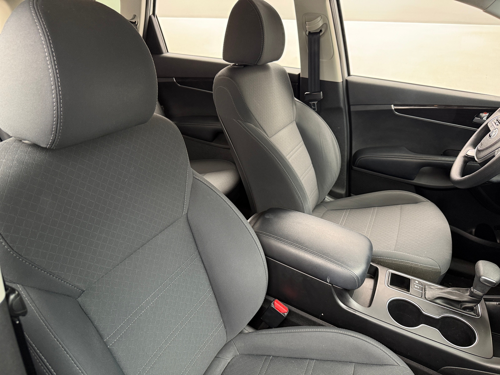 Thumbnail: 2019 Kia Sorento - 2