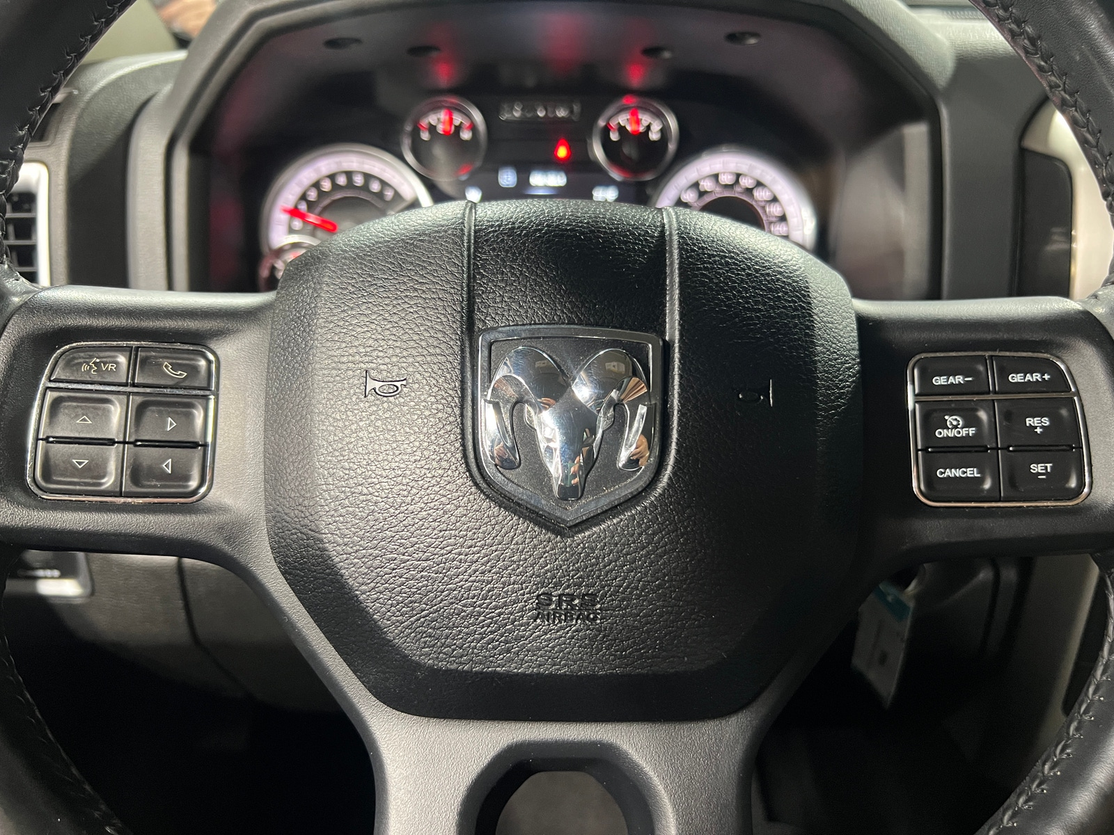 Thumbnail: 2019 RAM 1500 Classic - 5