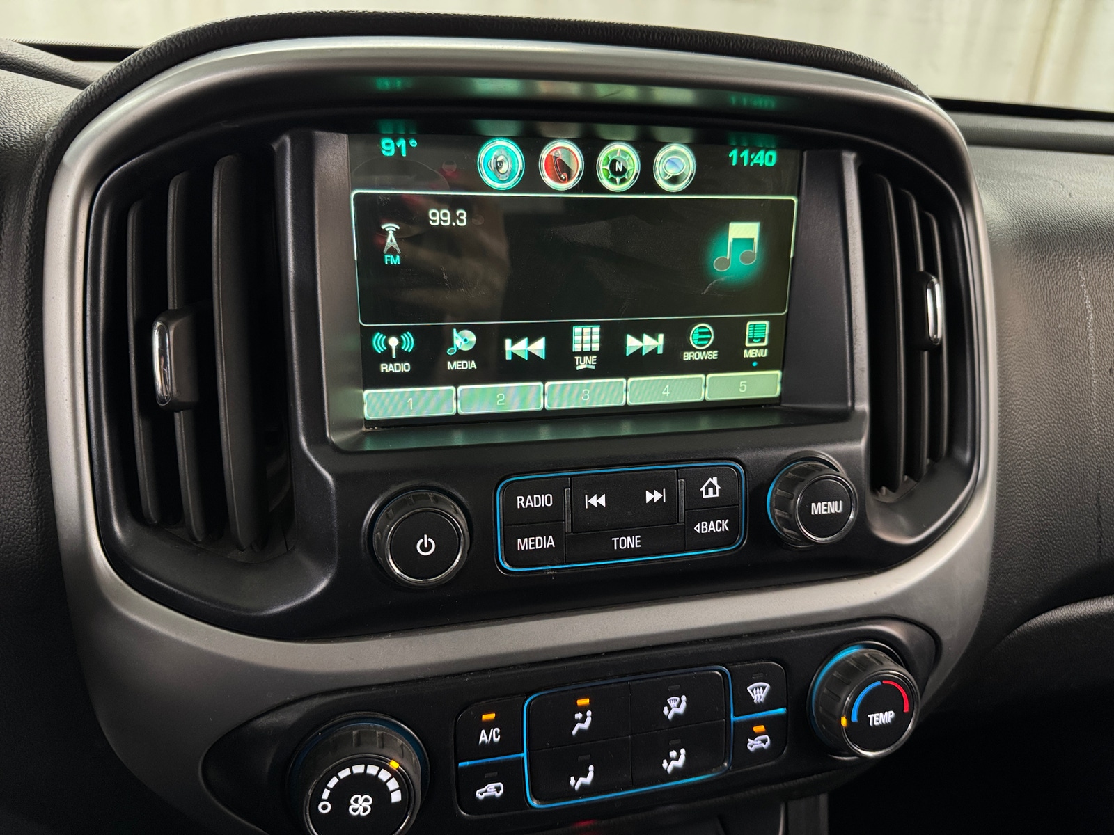 Thumbnail: 2016 Chevrolet Colorado - 4