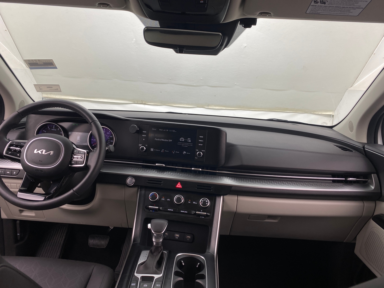Thumbnail: 2024 Kia Carnival - 2