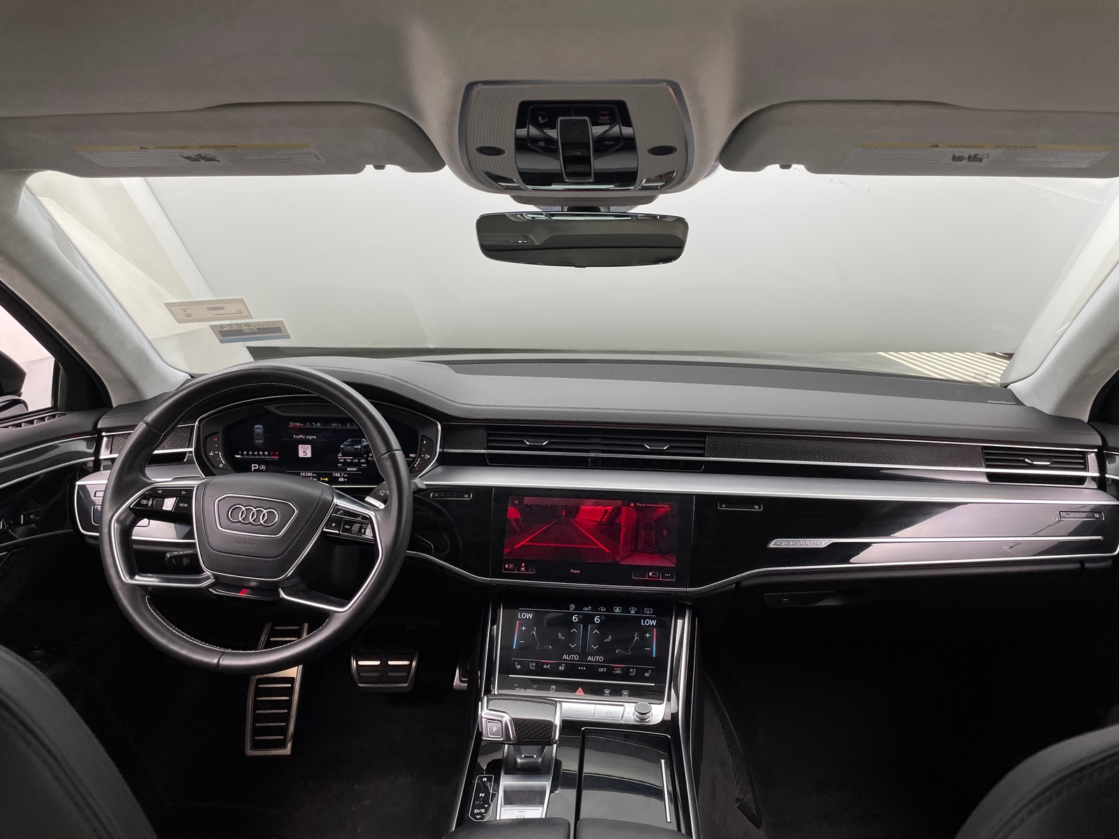 Thumbnail: 2020 Audi S8 - 2