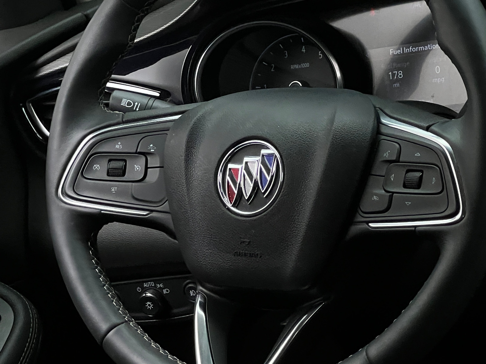 Thumbnail: 2022 Buick Encore GX - 4