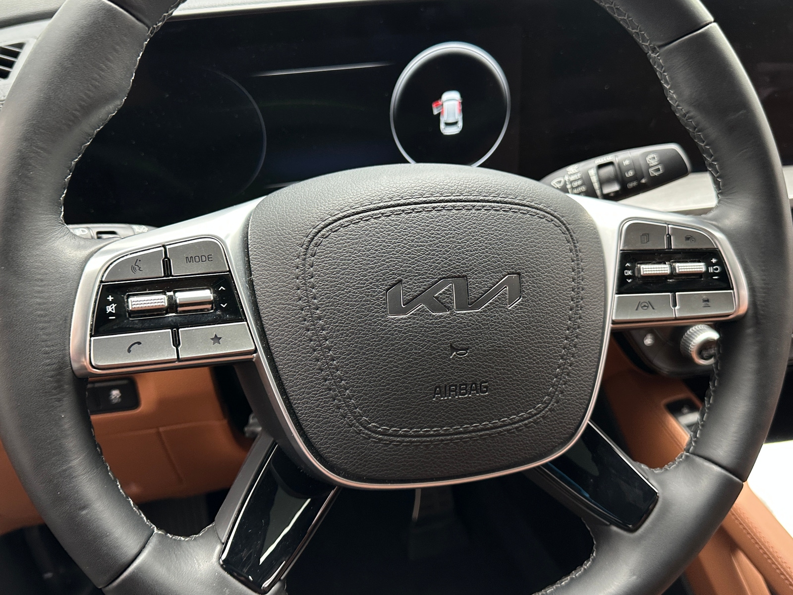 Thumbnail: 2023 Kia Telluride - 4