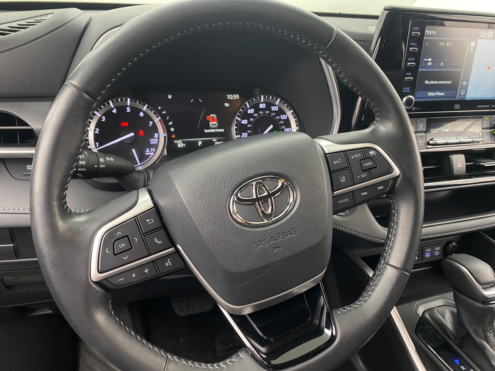 Thumbnail: 2022 Toyota Highlander - 4